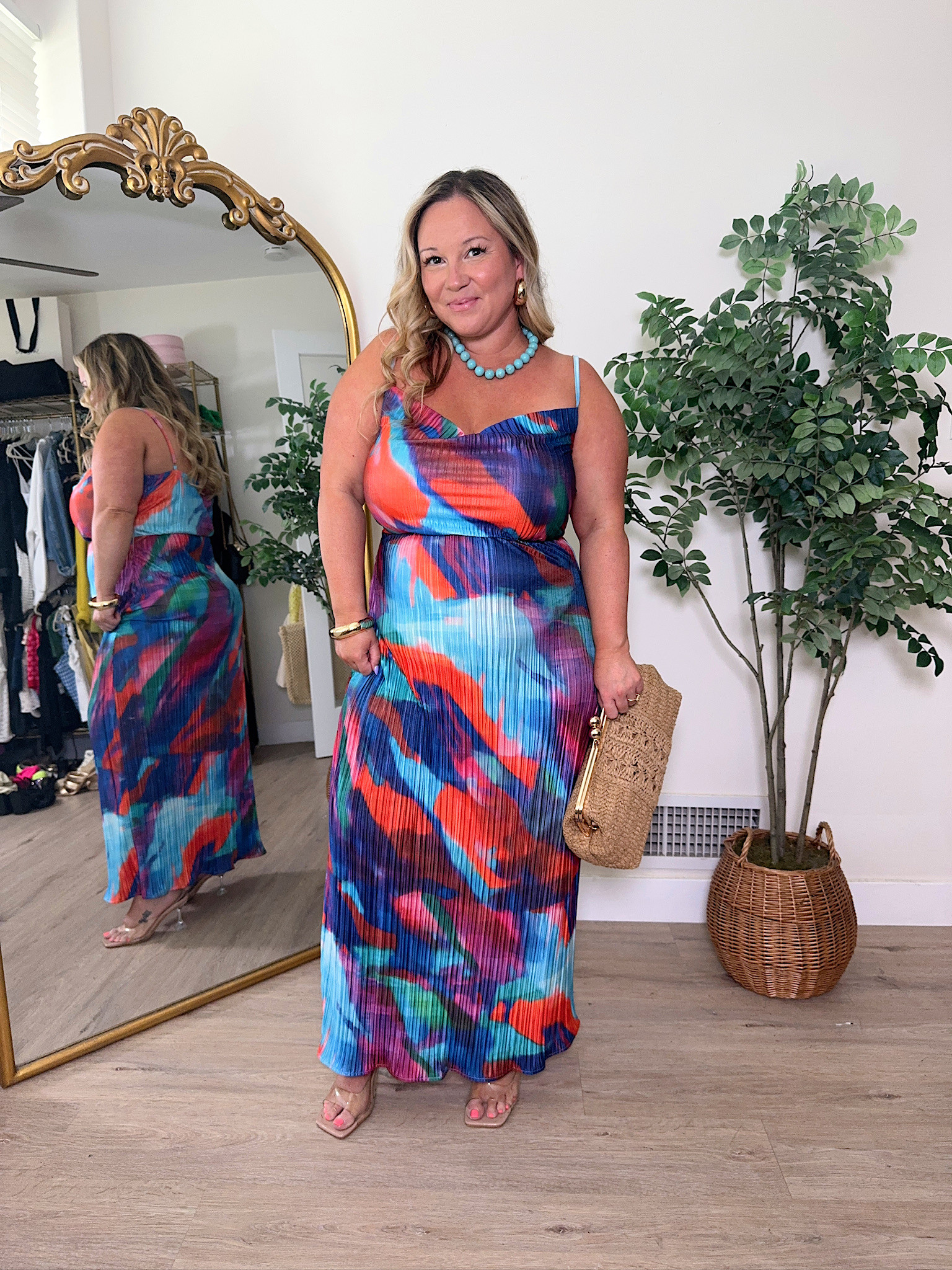 this dress deserves a dinner reservation and a sunset cocktail 🍹✨

Wearing a size large!



Summer outfits, summer dresses, colorful, turquoise, beaded necklace, seasonal, maxi dress, shelli enright, stylenright 

 #LTKootd #LTKSeasonal #LTKTravel