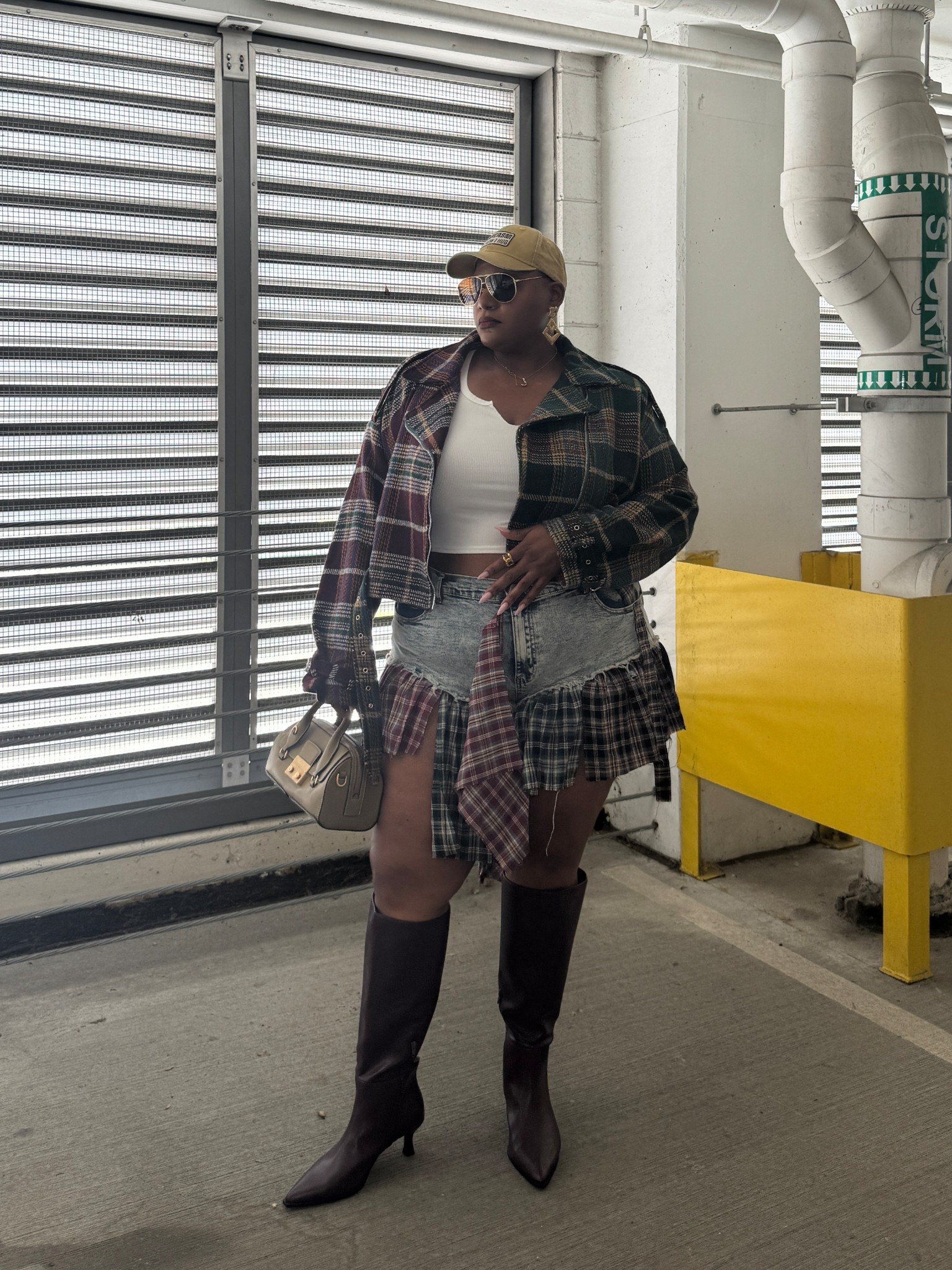 Flannel season is upon us 😅 

#LTKMidsize #LTKStyleTip #LTKPlusSize