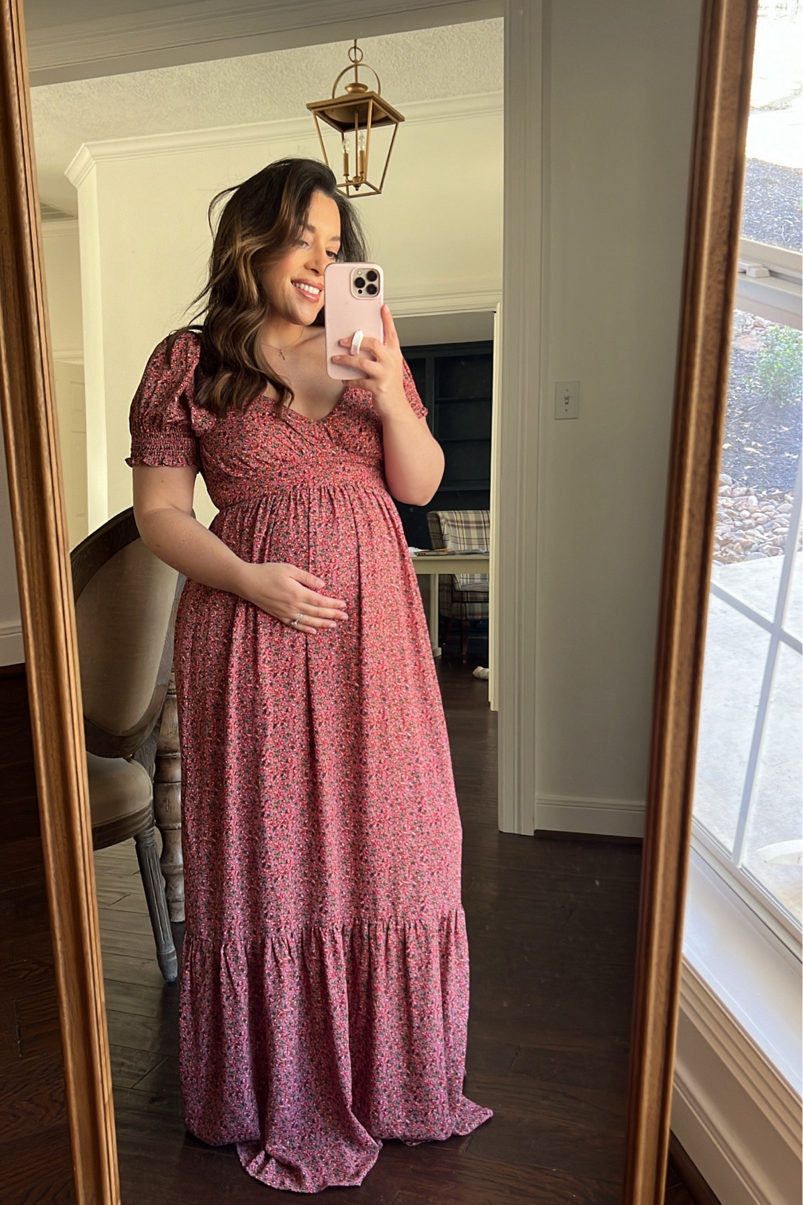 The most beautiful pink floral dress! Neckline & sleeve is so flattering. Perfect for maternity and non maternity. For maternity I would size up to fit more comfortably

#LTKfindsunder100 #LTKbump #LTKSpringSale