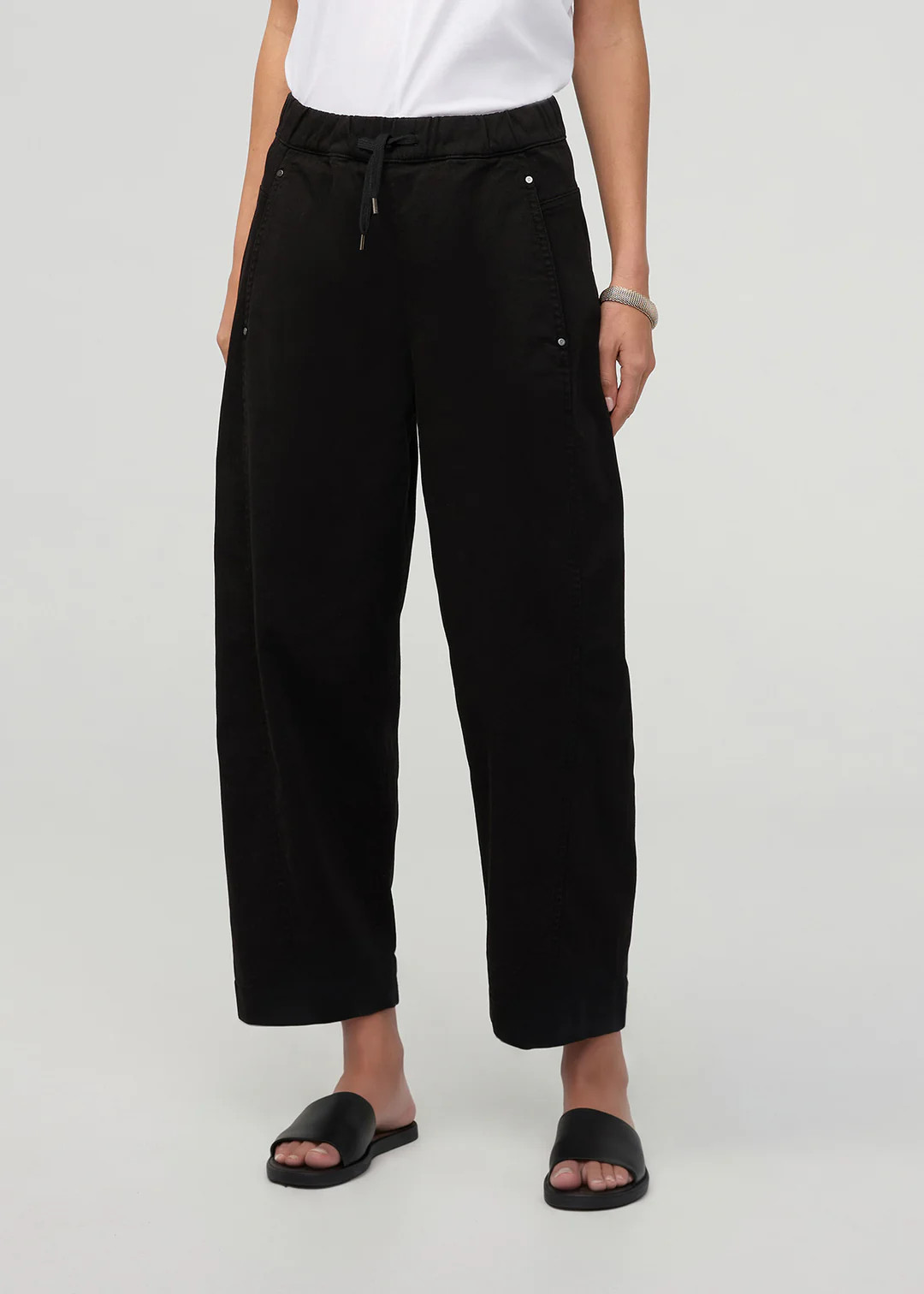 FlexTwill Barrel Pull On Pant | DUER