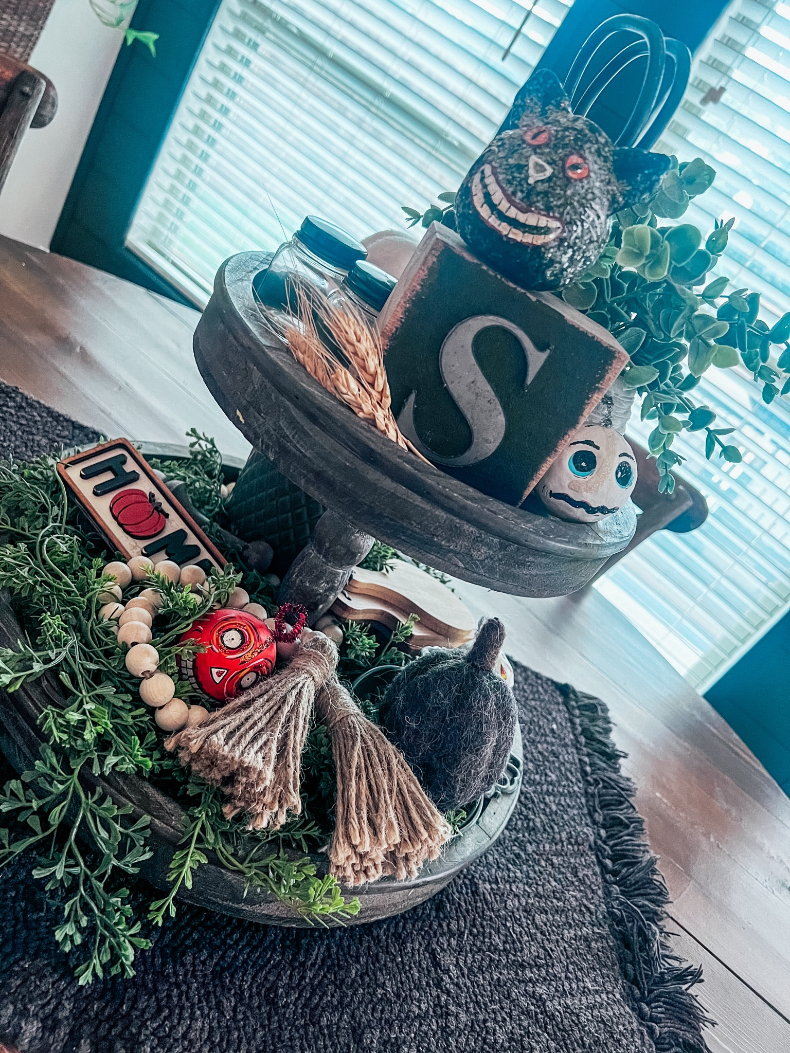 🍂Taking in the last few days of my Fall Decor! ⁣
⁣
This tiered tray is such a fun place for decor, soon enough it’ll have some 🌲🌲🌲 ⁣


#LTKhome #LTKHoliday #LTKSeasonal