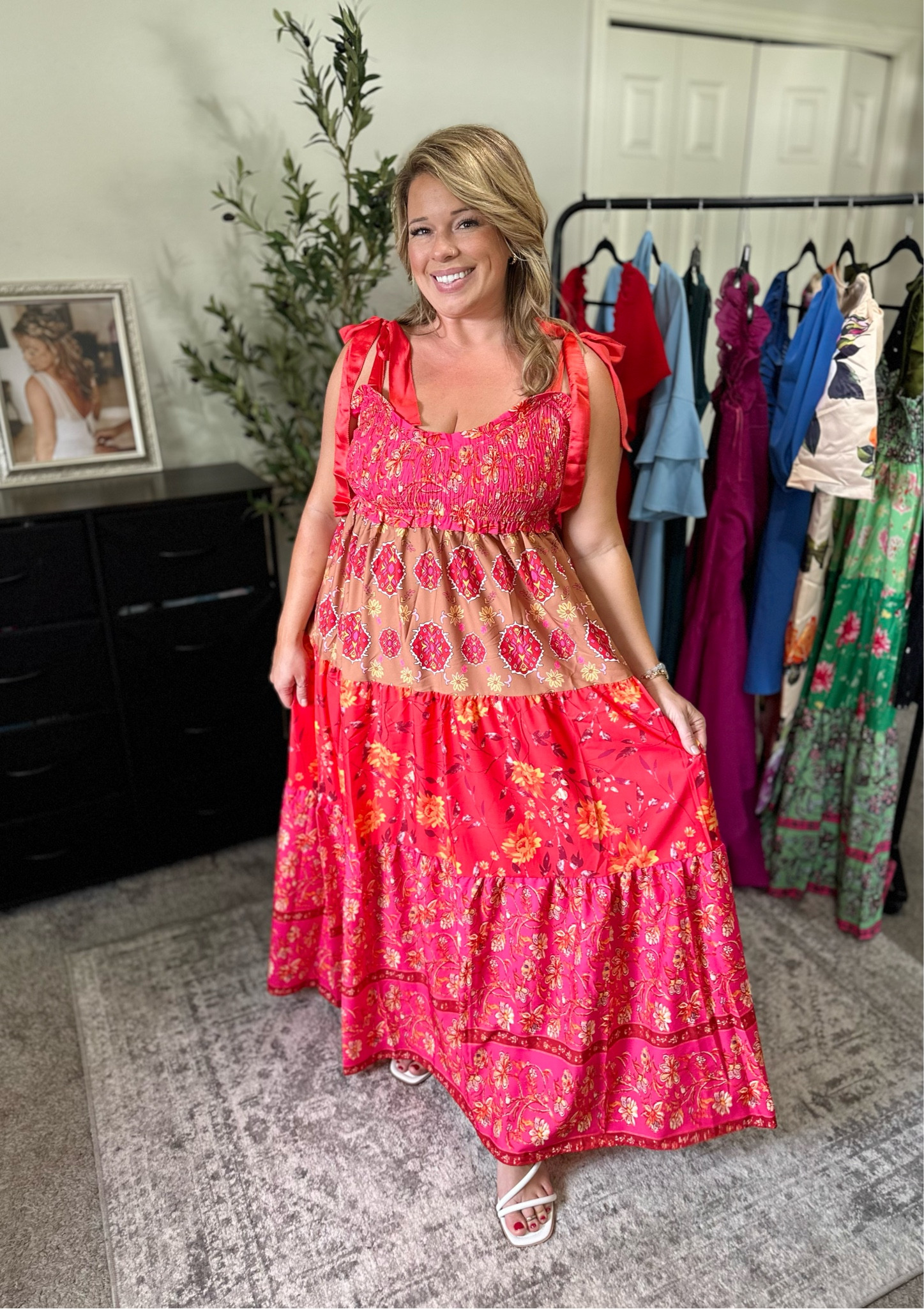 This dress is one of my favorite styles and comes in so many other color patterns. The ties at the shoulder and the tiers of different patterns is so fun. This look alike is just so so good!!!


This is a fantastic free people dupe look for way less.

Under $50 outfit 
Maxi dress
Summer dress
Free people looks for less 
Dress doop 
Amazon fashion 
Amazon finds
Floral dress
Tiered dress
Florida dress
Vacation dress
Cruise dress
Tropical destination outfit 
Midsize dress
Apple shape
Size large
Size 12

#LTKMidsize #LTKFindsUnder50 #LTKSummerSales