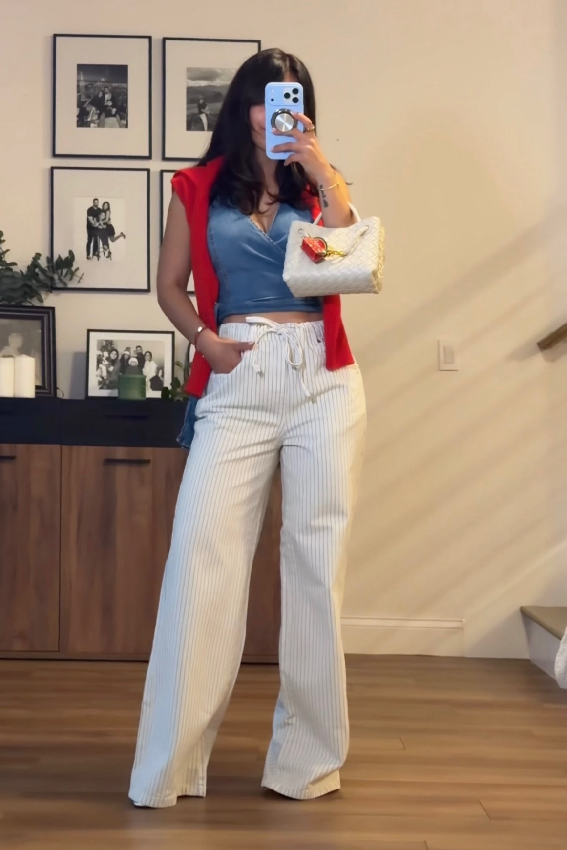 Casual Walmart outfit idea!

Love the look of these striped wide leg jeans! I styled them with a cropped denim top and draped a red long sleeve sweater over my shoulders 🤍

Walmart outfits, Walmart finds, wide leg jeans, striped pants, denim top

#LTKSaleAlert #LTKootd #LTKSeasonal