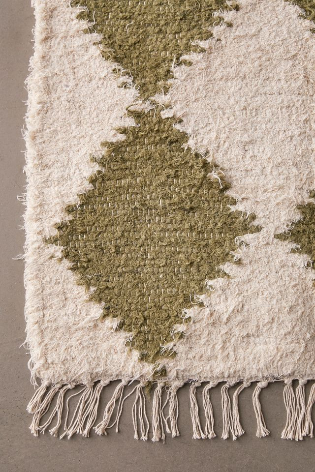 Diamond Shaggy Rug | Urban Outfitters (US and RoW)