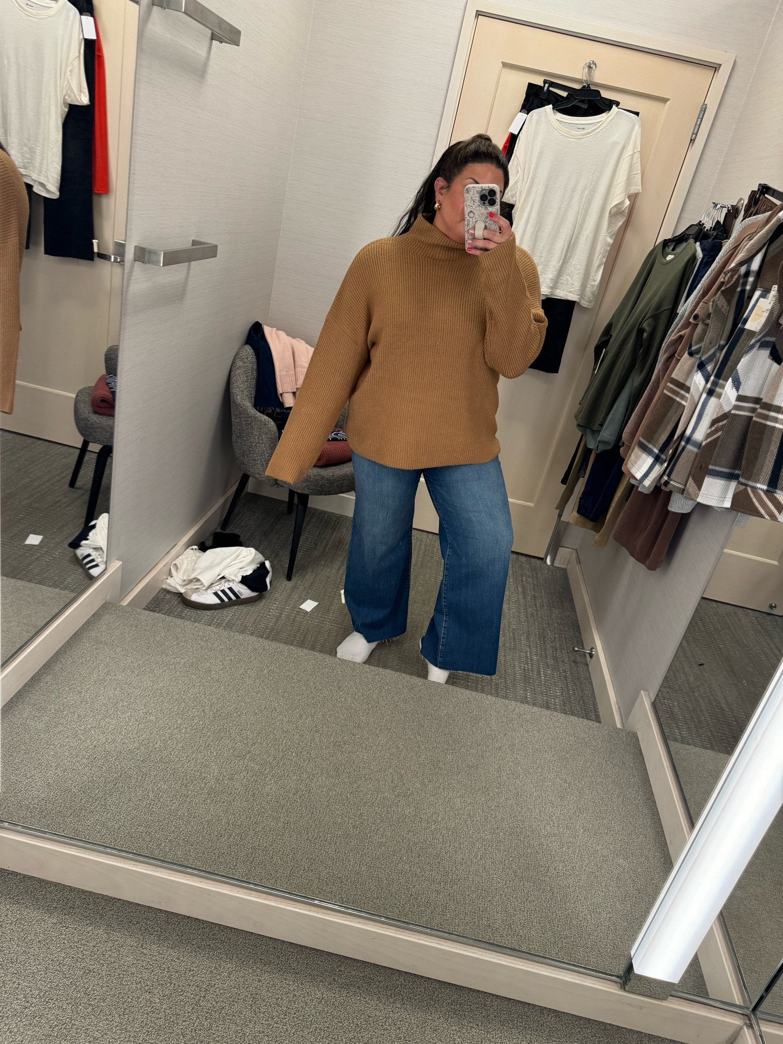 I love this sweater for fall and winter with leggings or skinny jeans! Wearing an XL. 

#LTKMidsize #LTKxNSale #LTKSaleAlert