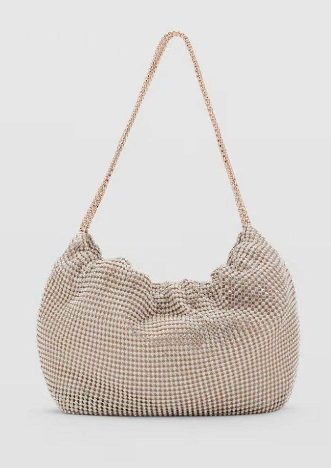 Rhinestone shoulder bag

Medium size. Strass design. Two shoulder straps. Interior pocket. Magnetic button closure. Inner lining.


#LTKGiftGuide #LTKCyberWeek #LTKHoliday