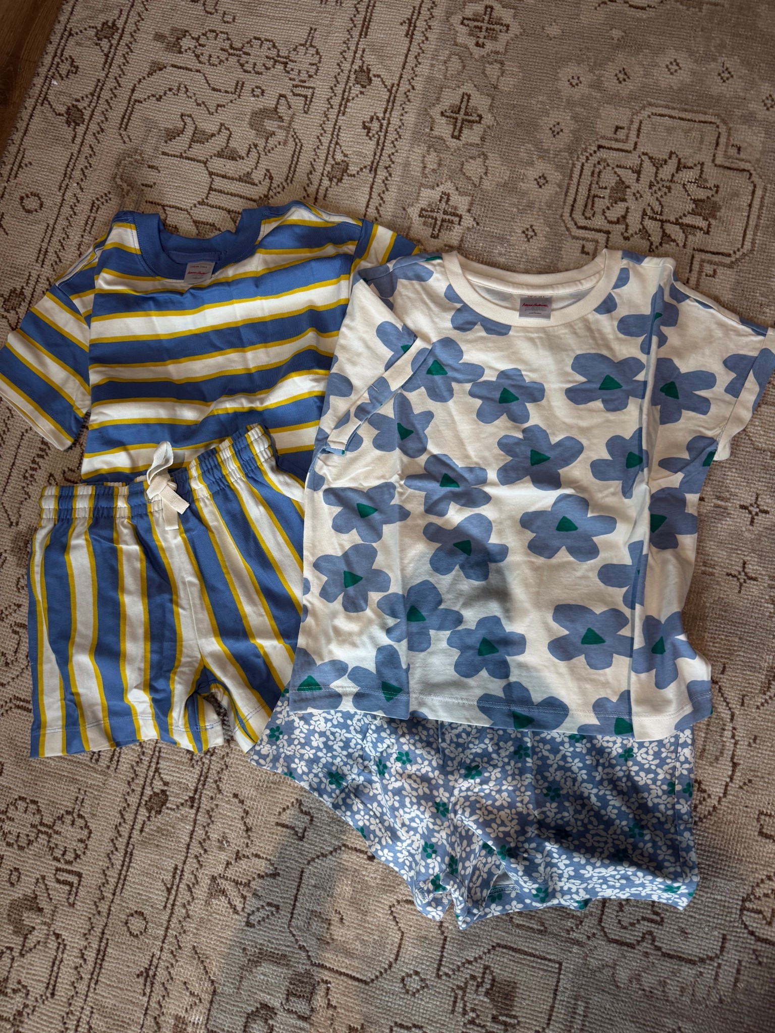 Cutest sets for the kids for sunny days outside! 

Dressupbuttercup.com #dressupbuttercup #dederaad


#LTKKids #LTKSeasonal