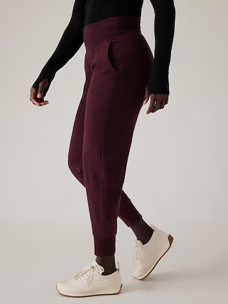 Coaster Luxe High Rise Jogger | Athleta