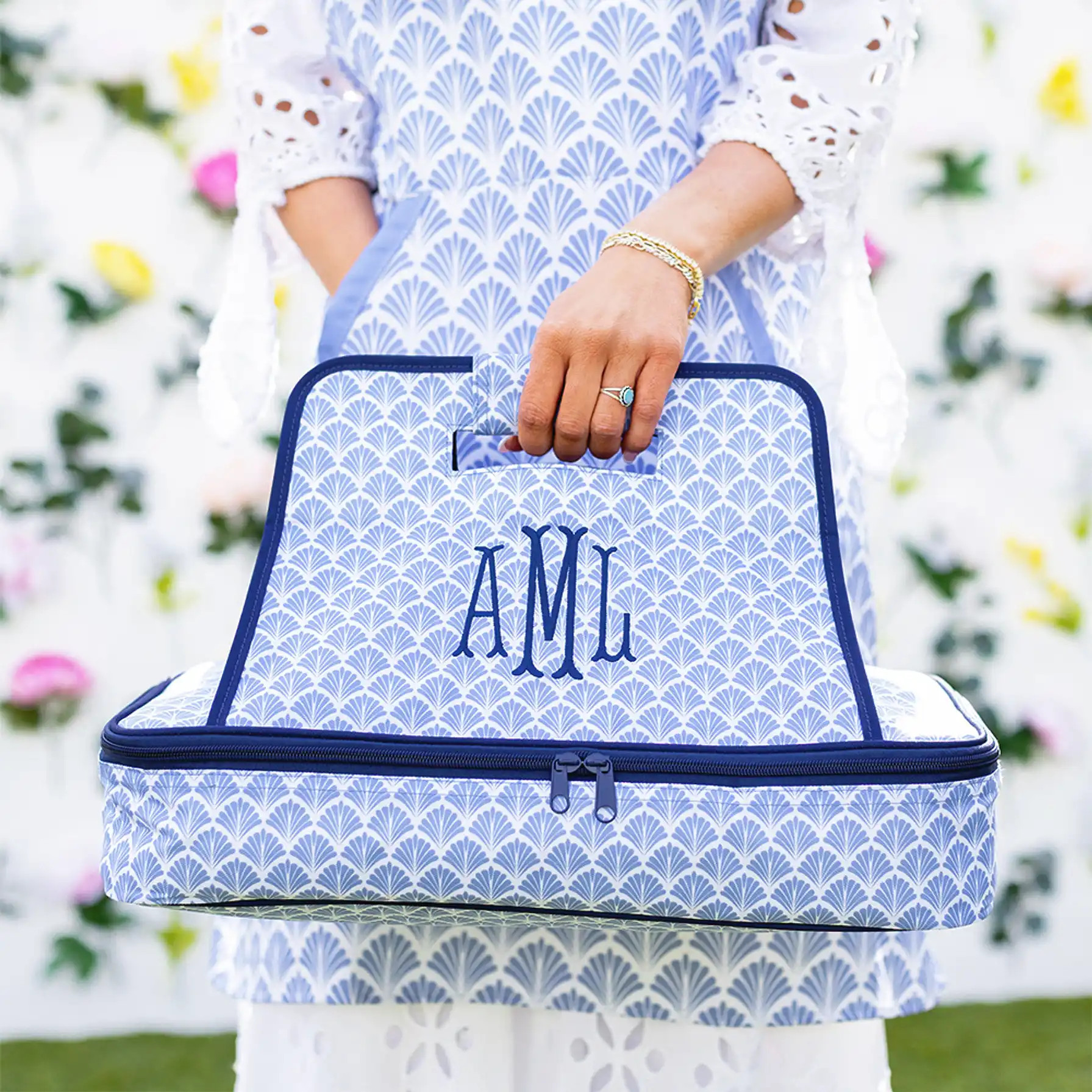 Monogrammed Casserole Carrier | Marleylilly