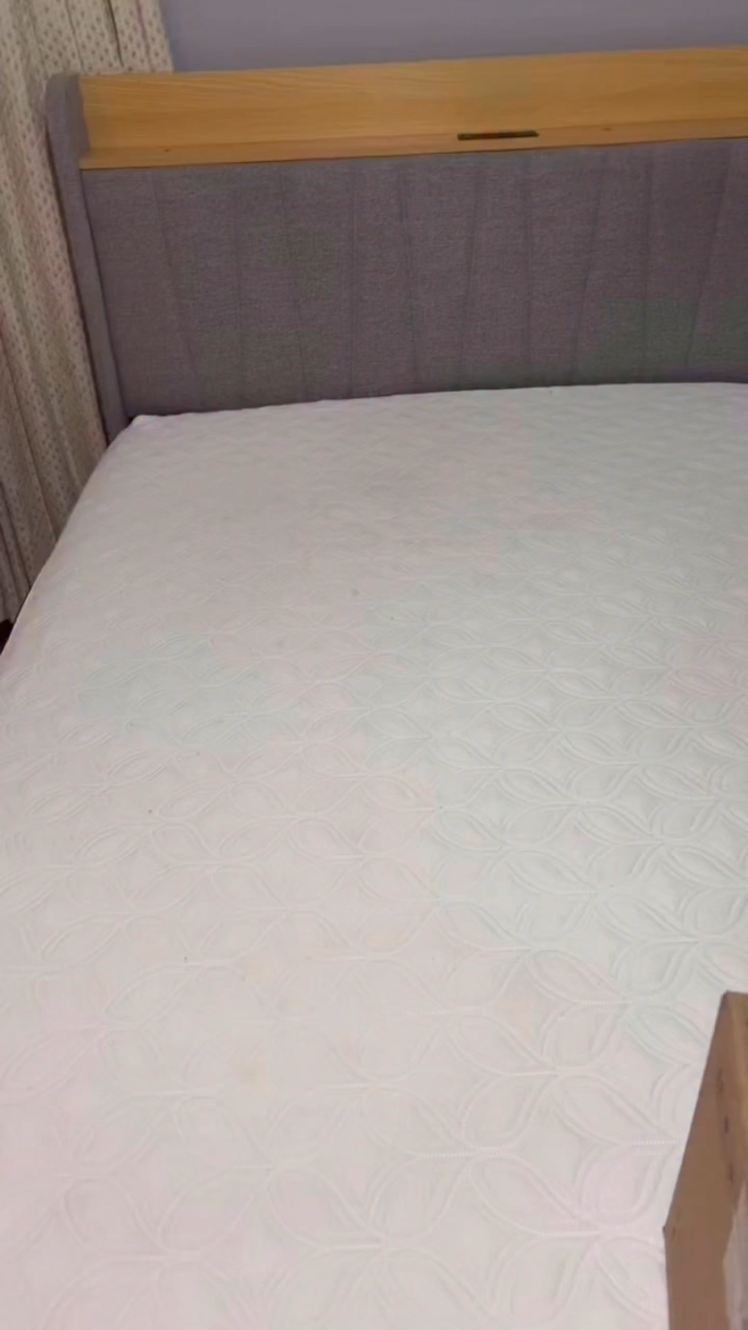 Dormir rico empieza con una cama limpia… este vacuum está haciendo magia contra los ácaros 😴

Si supieras lo que sale del colchón… usar este vacuum se volvió parte de mi rutina sí o sí 🤍🛏️

Hashtags:
#CleanHome #BedVacuum #AllergyFree #DustMites #HomeHacks #CleaningRoutine #SleepBetter #HomeEssentials #AestheticHome #CleaningTiktok #DeepClean #CleanTok #HomeTips #ColchonLimpio #RutinaDeLimpieza #CasaLimpiaSiempre #HomeFinds