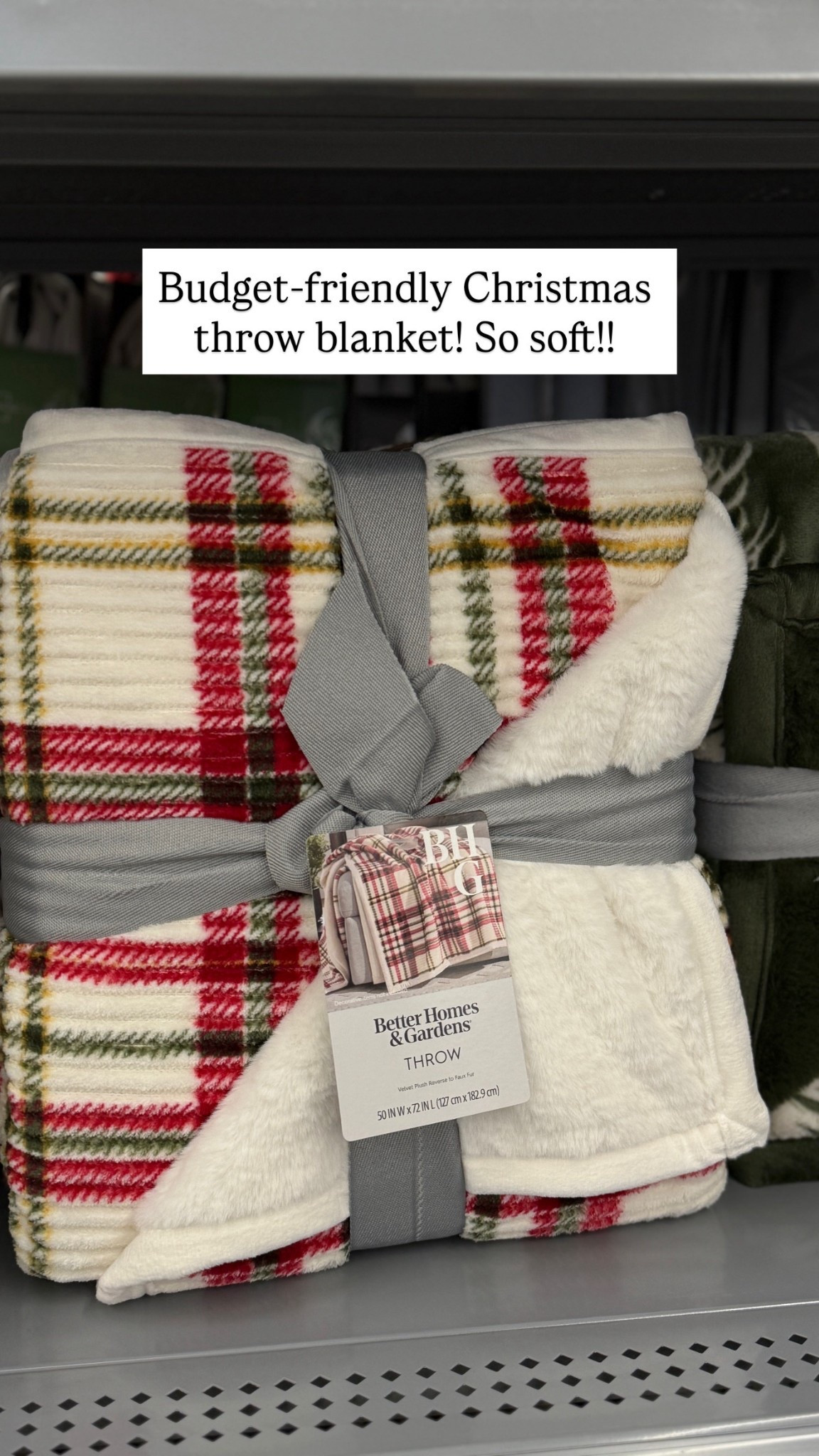 Walmart Christmas throw blanket - under $20!

walmart holiday, walmart christmas, walmart blanket, cozy throw blanket, budget friendly throw blanket 

#LTKHome #LTKHoliday