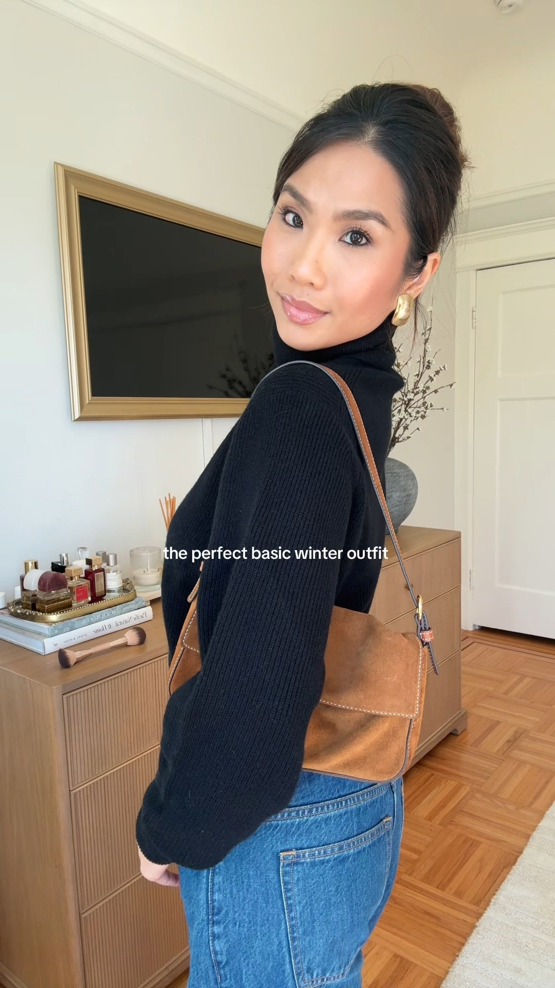 Perfect winter outfit! Turtleneck and Uggs :) 

Cashmere turtleneck - tts, xs
Low rise baggy Jeans - tts, 25 short 
Platform Uggs - sized down one size 

#LTKPetite #LTKootd