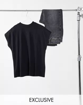 Weekday Prime organic cotton t-shirt in black | ASOS (Global)