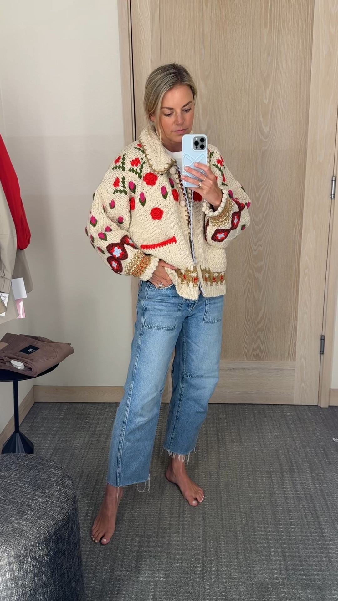 Love this chunky cardigan! Runs oversized, wearing an XS 
•small tee
•26R jeans, tts

#LTKSaleAlert