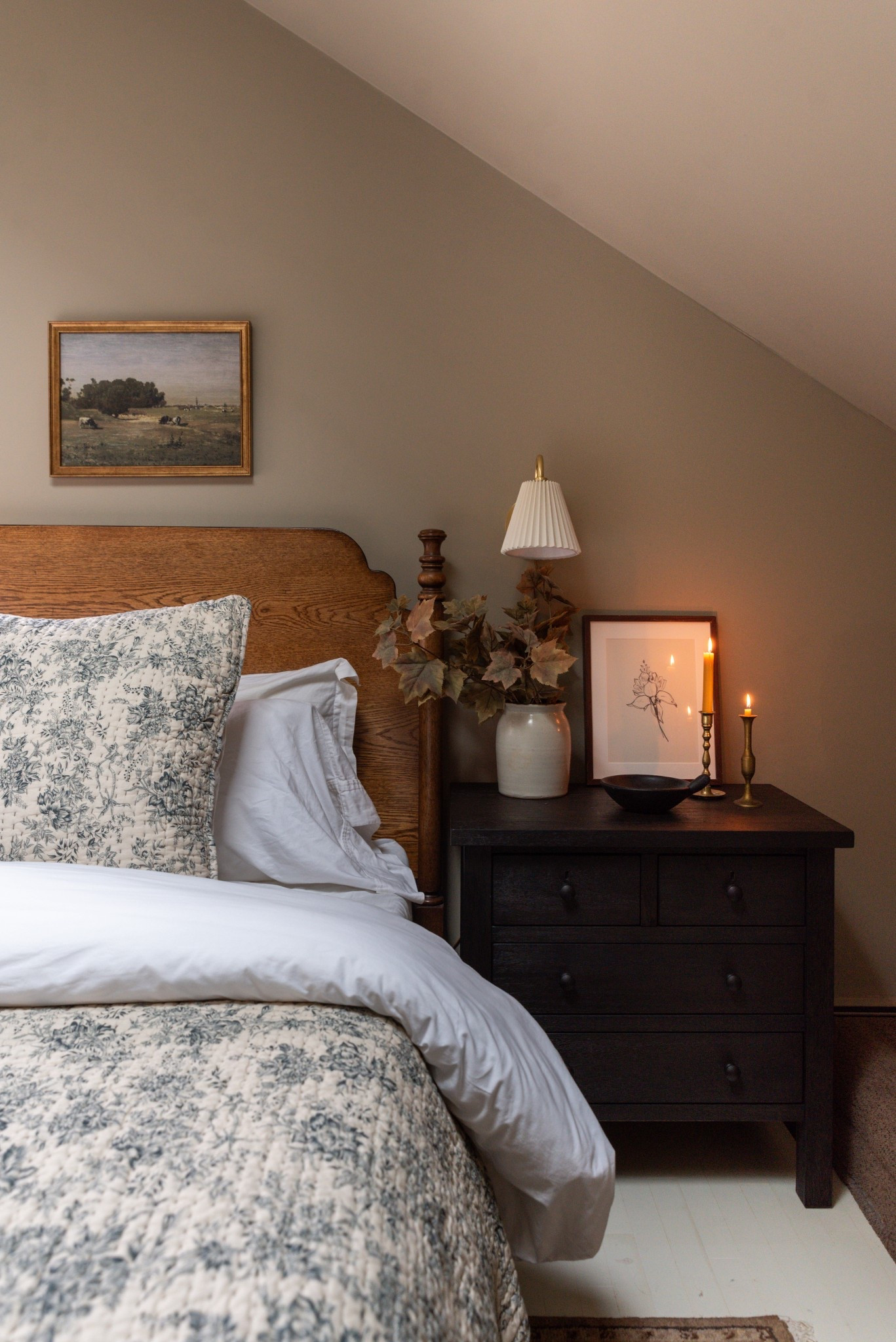 We’ve been slowly working away at refreshing our bedroom over the past few months, and it finally feels like everything is starting to come together. ✨ We can’t wait to share the full reveal with you soon!

Until then, drop a SHOP in the comments and I’ll send you all the links. 🖤


#LTKcanada #LTKcasa