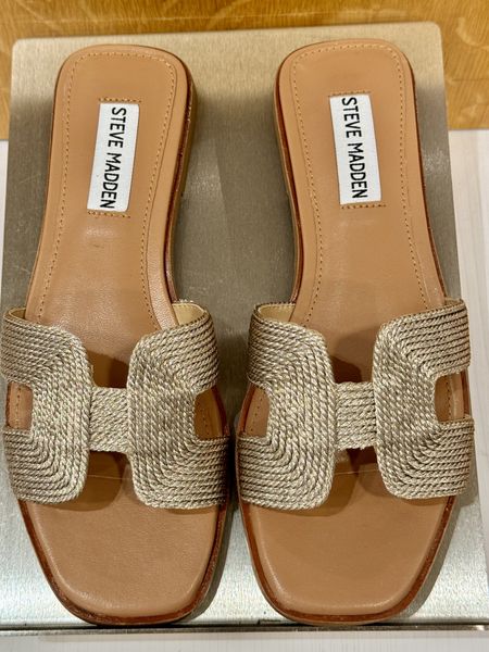 Spring and Summer Sandals! 
They’re comfortable and stylish. True to size. Bought them in a size 9.5. 

Spring Outfit, Sandals, Shoes, Vacation Outfit, Resortwear, Easter, 

#Ootd #Sandals #SpringOutfit #VacationOutfit #Easter 

#LTKshoecrush #LTKSeasonal #LTKover40