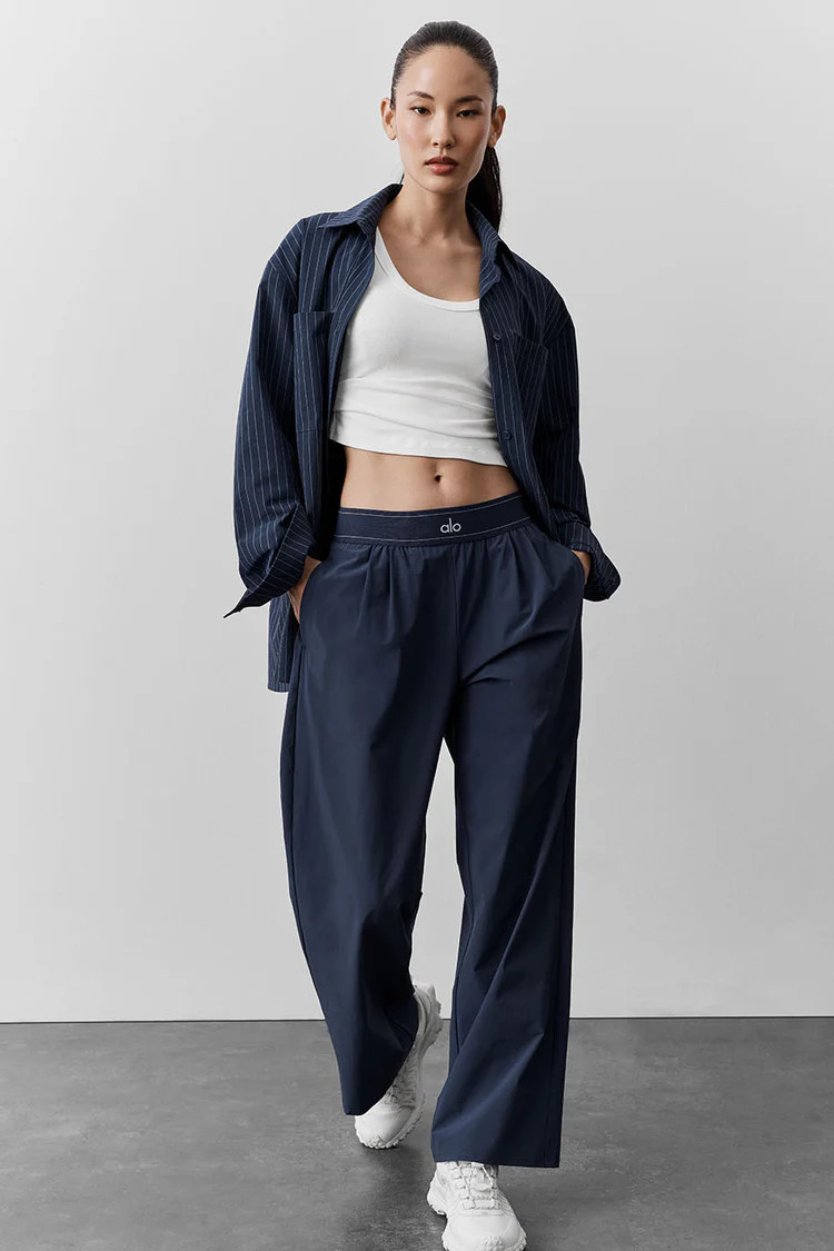 Suit Up Trouser (Short) | Alo Yoga