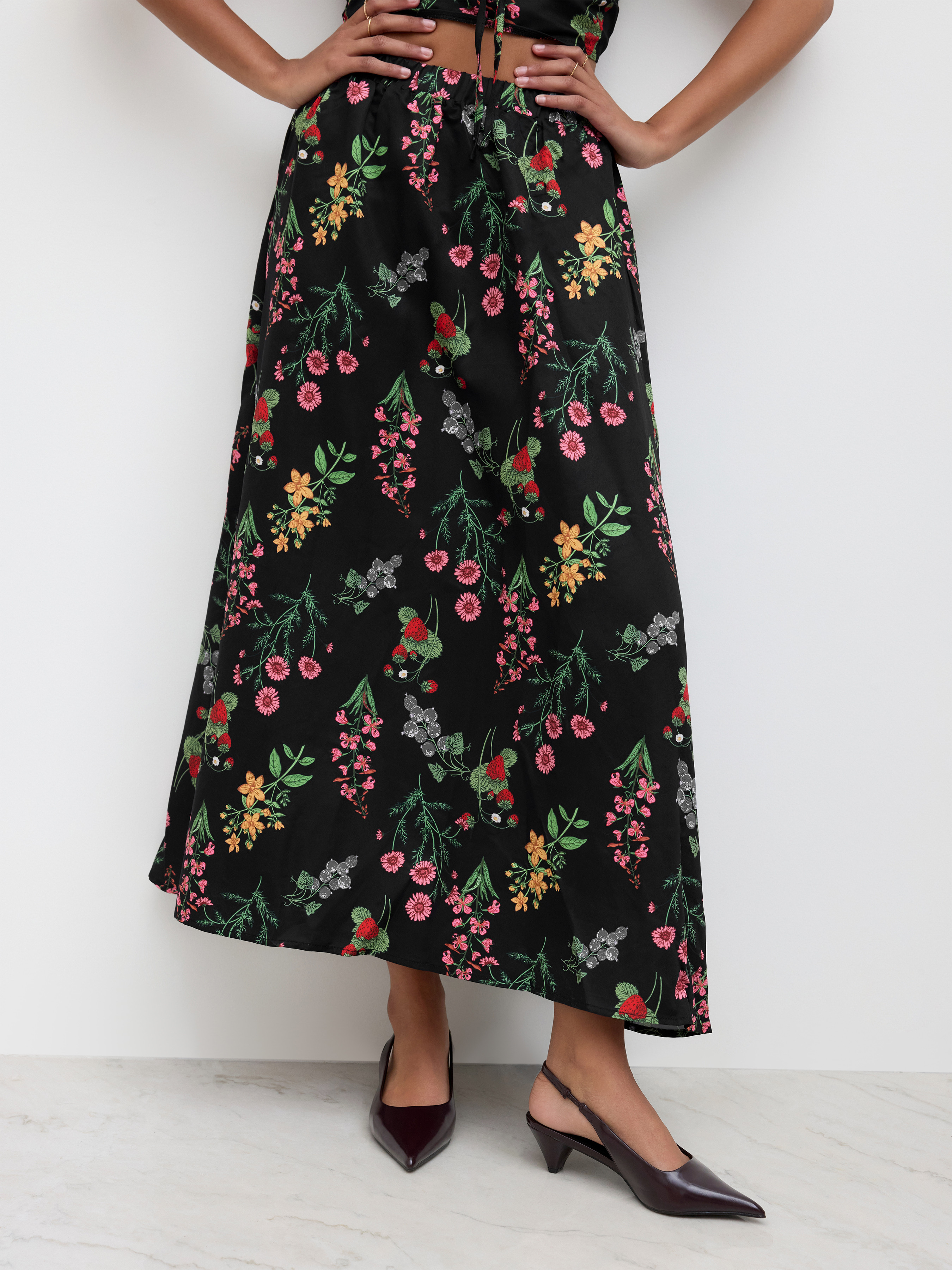 Woven Mid Rise Floral Maxi Skirt For Vacation | Cider