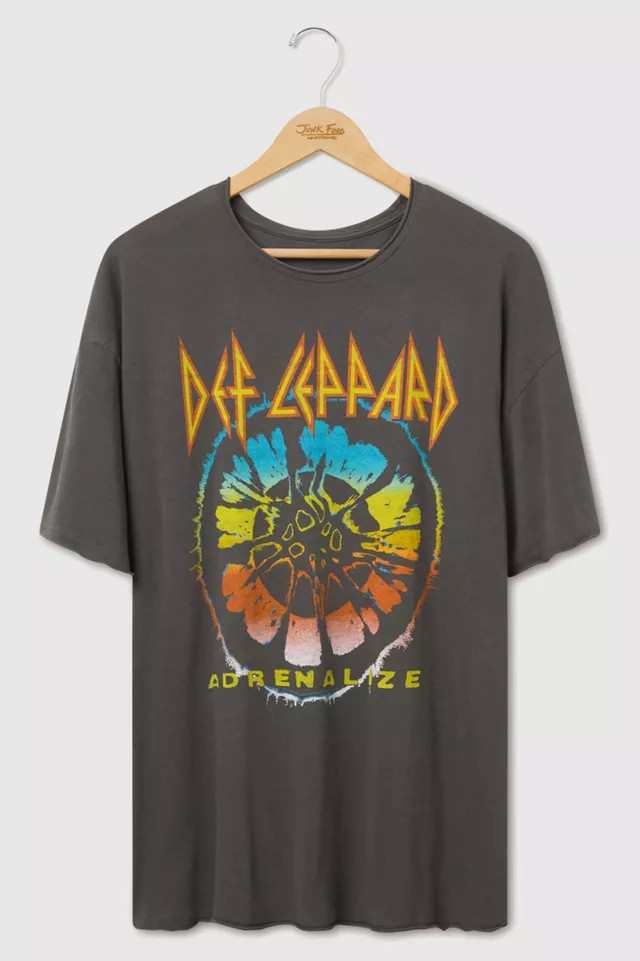 Junk food Def Leppard Adrenalize Biggie Tee in Vintage Black, Men's at Urban Outfitters | Urban Outfitters (US and RoW)