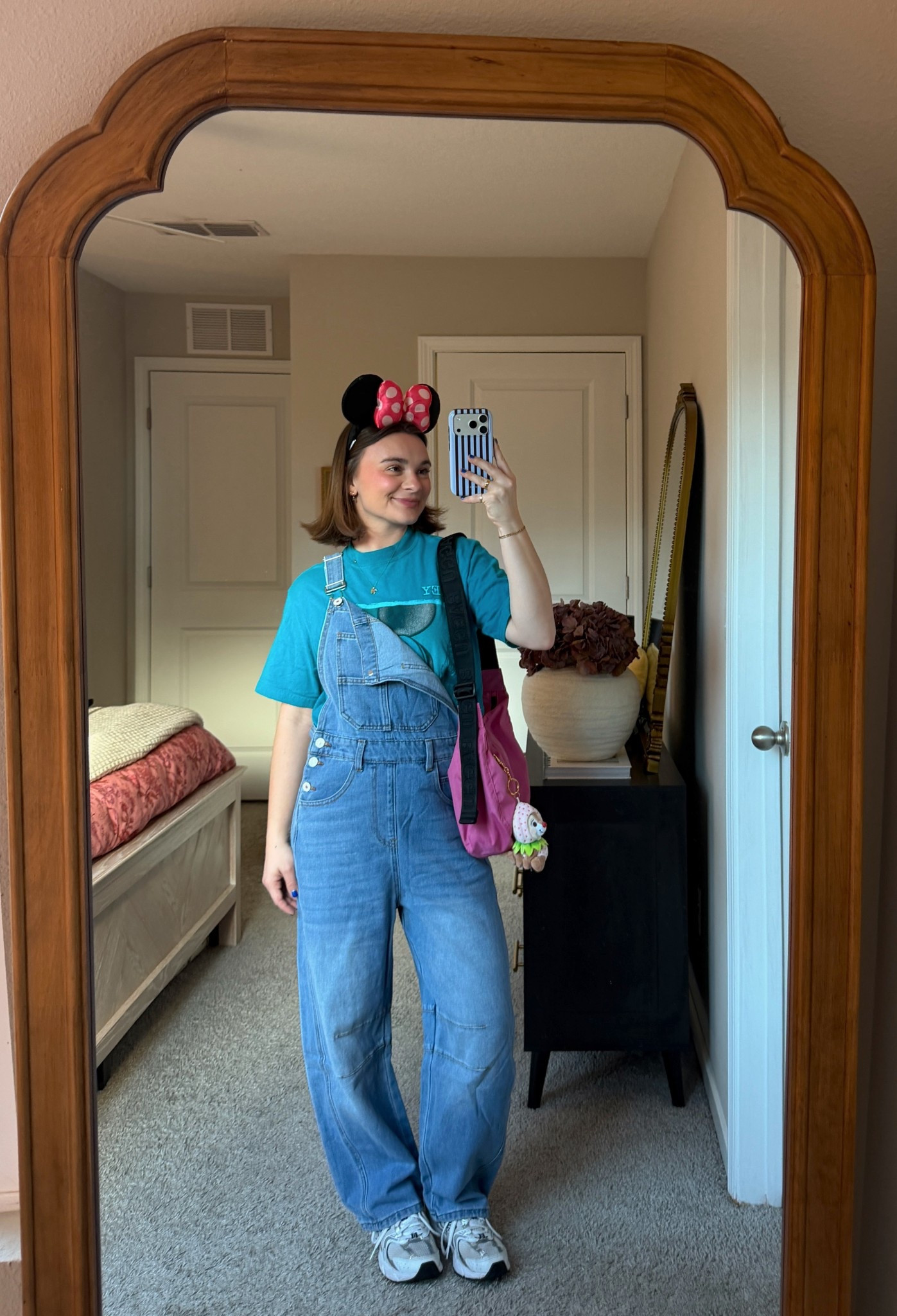 Disney outfit inspo!

Tts, wearing an xs in the barrel jean overalls, sneakers are tts as well. Tee in vintage but linked similar 






Disney outfit, Disney park outfit, Disney style, Disney fashion, Disney girl  




#disneystyle #disneyoutfitidea #disneygirl #disneyvalentinedayoutfit #disneyootd


#LTKPetite #LTKSaleAlert #LTKValentine