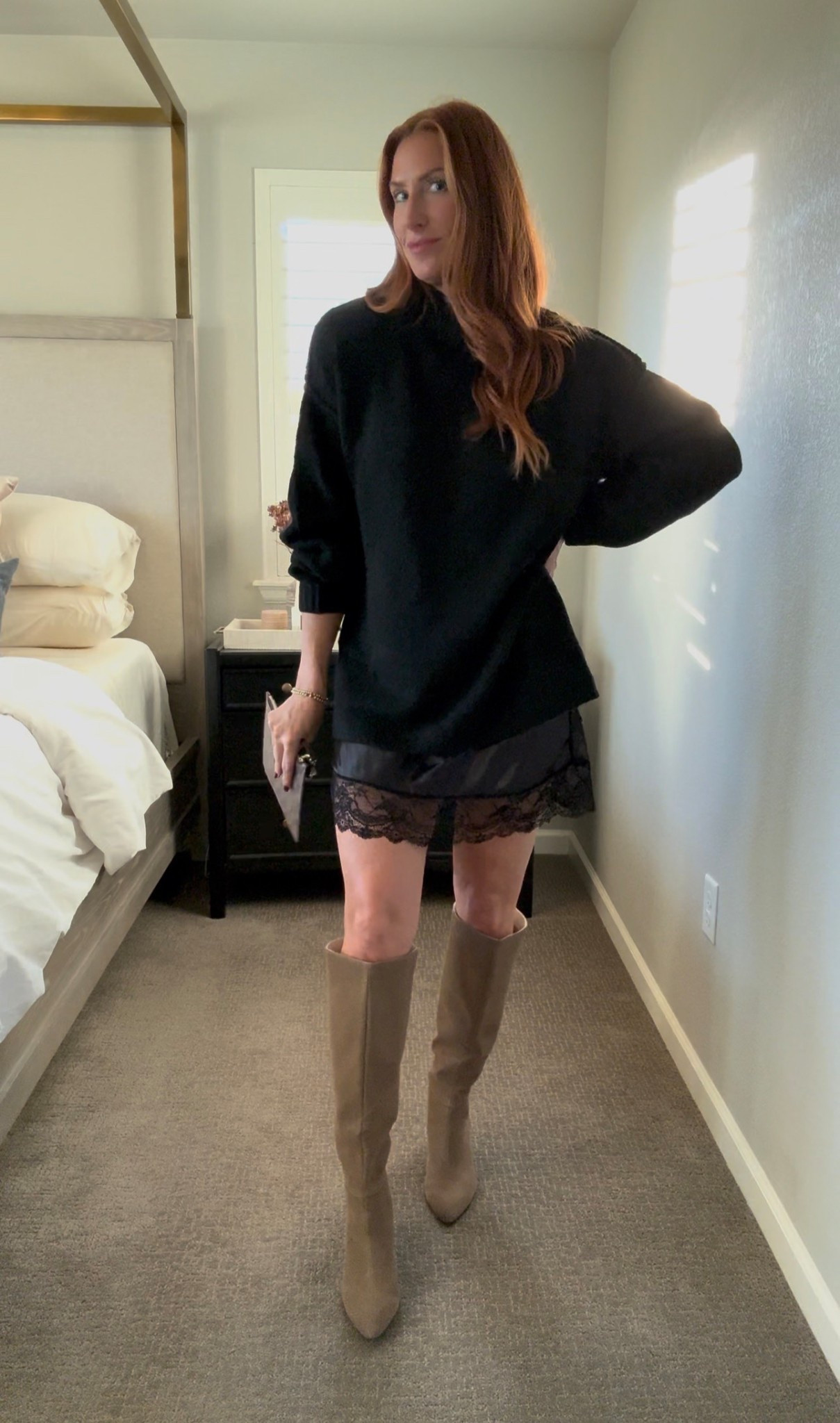 Fall date night outfit

Oversized sweater
Slip dress
Knee high boots 

#LTKFindsUnder50 #LTKOver40 #LTKStyleTip