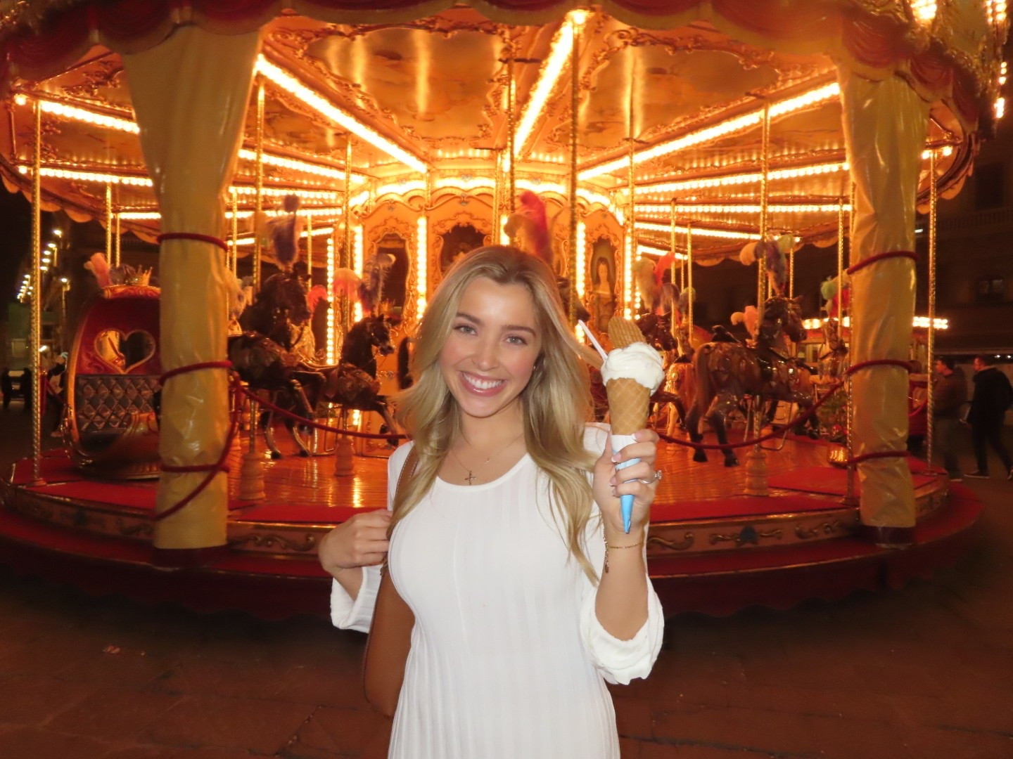 Ice Cream in Florence, Italy 🇮🇹🍦

Europe Vacation Outfit | Long White Sweater Dress | Italy Outfit

#LTKdayinmylife #LTKgrwm #LTKTravel