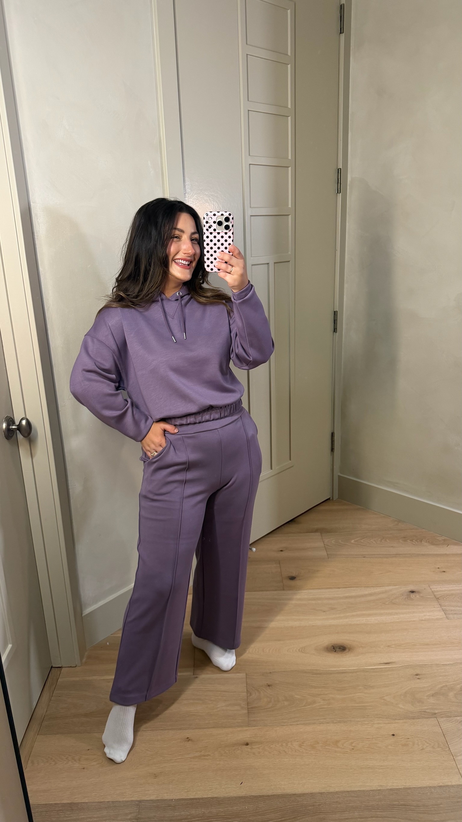 Lounge set! 

Hoodie size xs, Pants size small, Color dusk

Petite friendly 
5’0” 140lbs

#LTKdayinmylife #LTKPetite #LTKootd