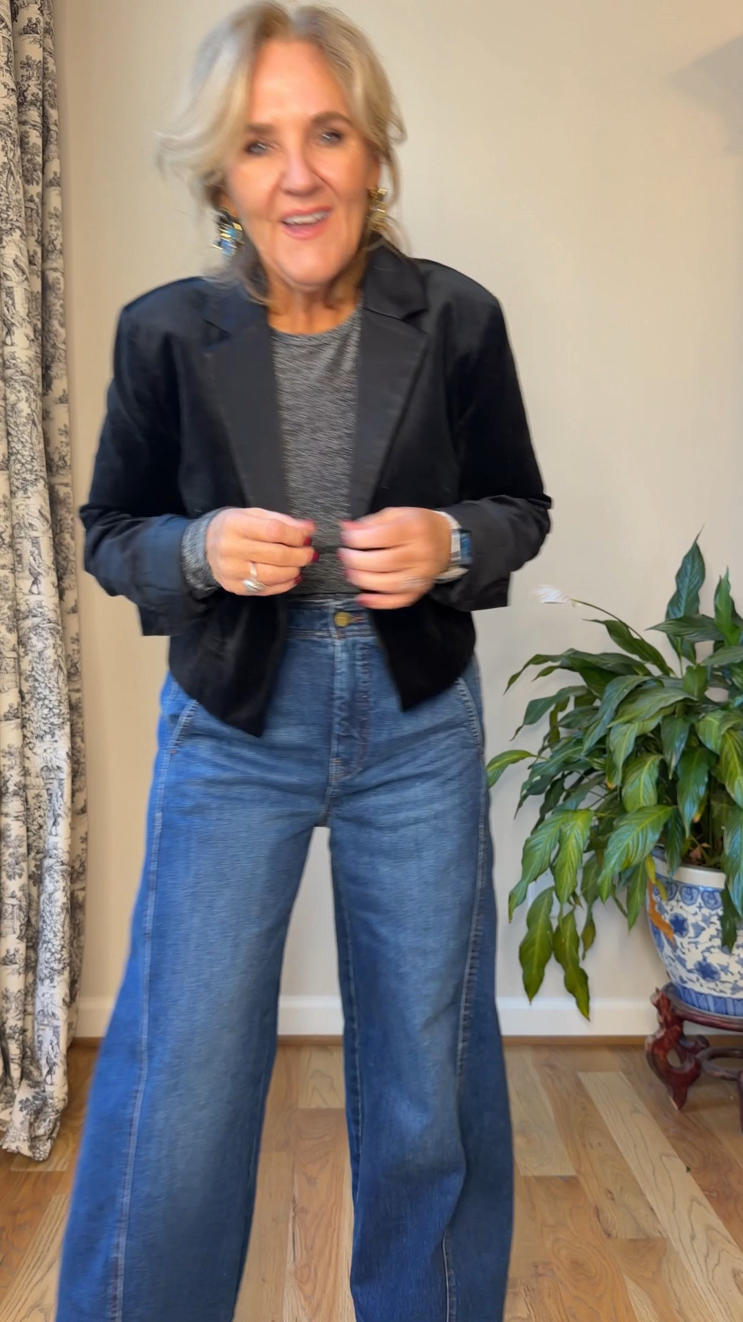 Tuxedo blazer size medium 
Shimmer tee medium 
Jeans 29 reg to wear with these gorgeous heels. Have I convinced you how versatile they are?