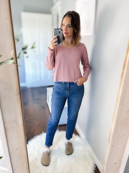 Old Navy try on, fall outfit, winter outfit, casual outfit 

Mauve Cropped Waffle-Knit Scoop-Neck T-Shirt — TTS, S
High-Waisted OG Straight Built-In Warm Ankle Jeans — TTS, 6
Birkenstocks — TTS 

#LTKstyletip #LTKSeasonal #LTKfindsunder50