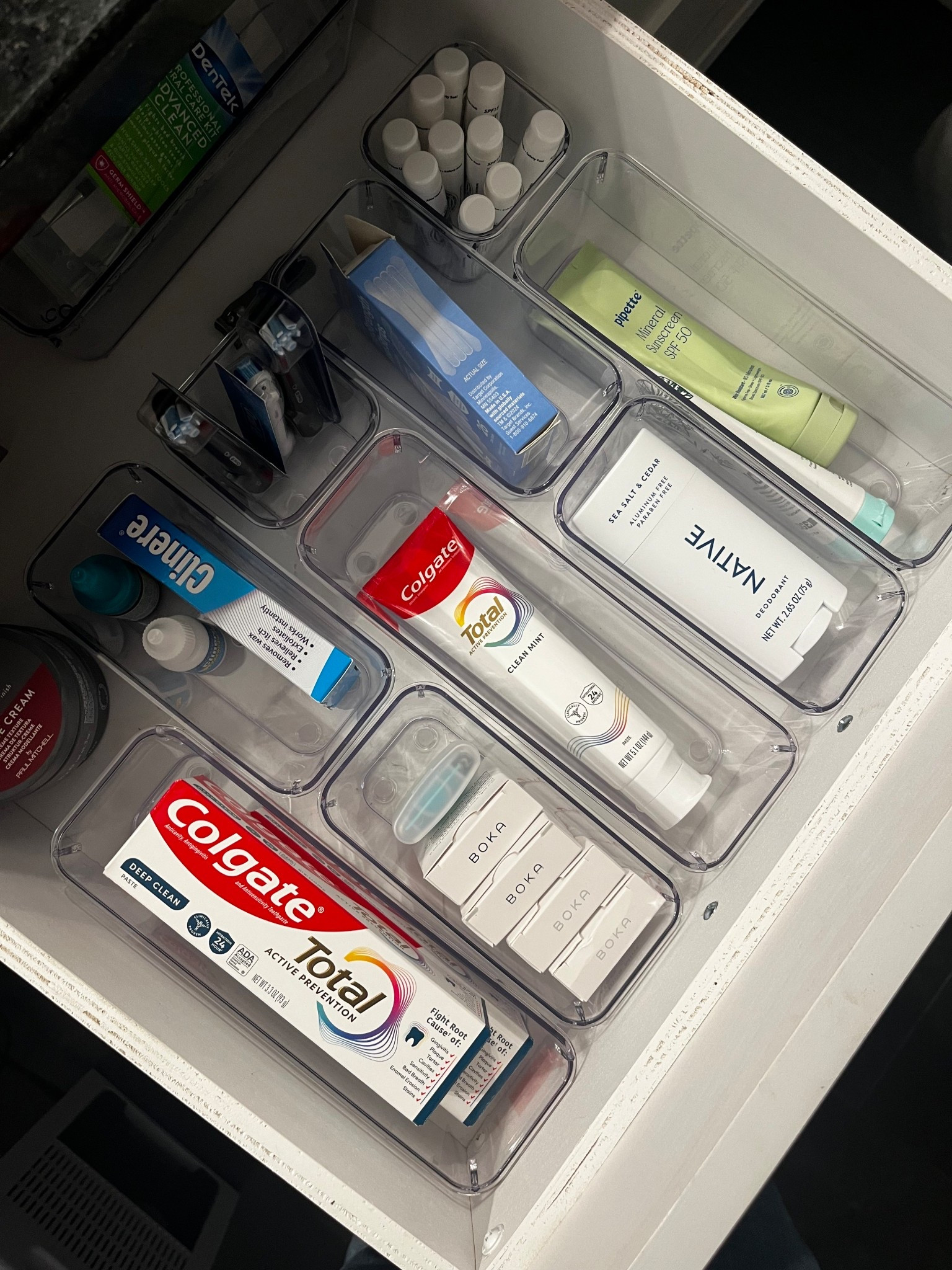 Organized our main bathroom drawer. ✨

#LTKdayinmylife #LTKFindsUnder50 #LTKHome