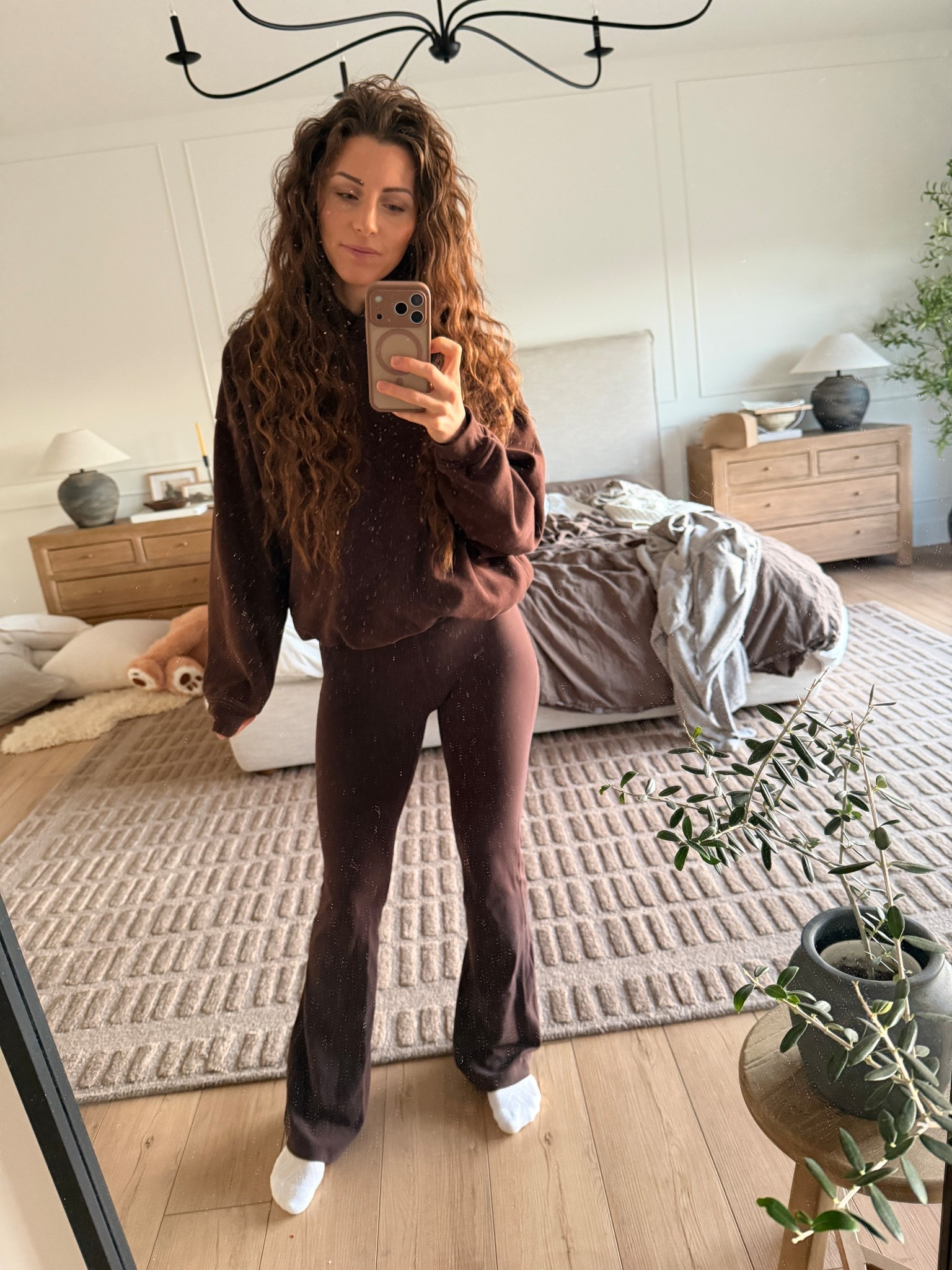 Messy bed butttttt I got dressed— still a win 🤎
Brown on brown is my comfort zone.
lululemon flares + Garage sweater + go to Amazon socks!


#LTKsale #LTKstyletip #LTKhome