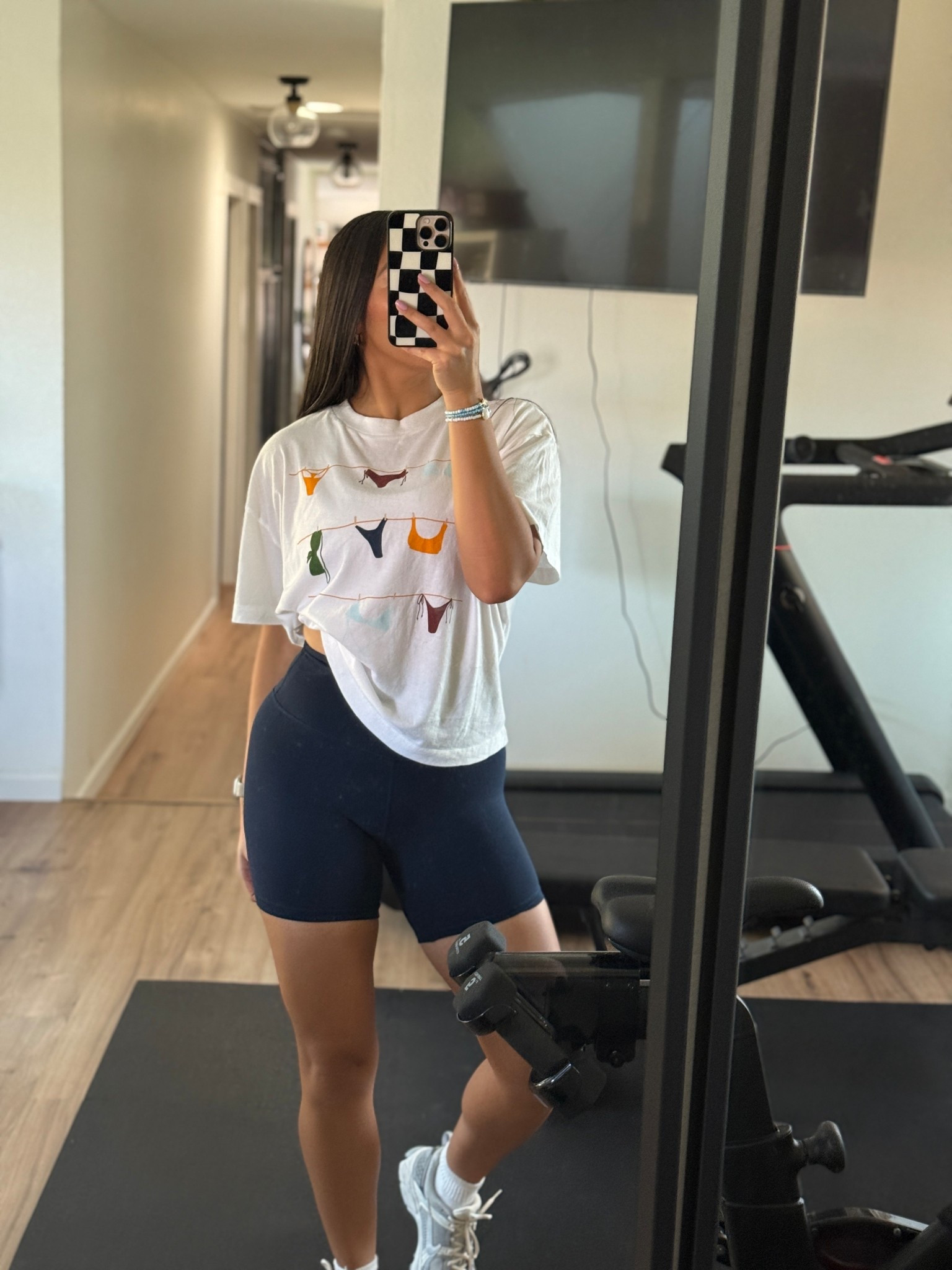 I’m a very casual girl🫶🏼 I love me a basic outfit☺️

#LTKActive #LTKStyleTip #LTKSeasonal