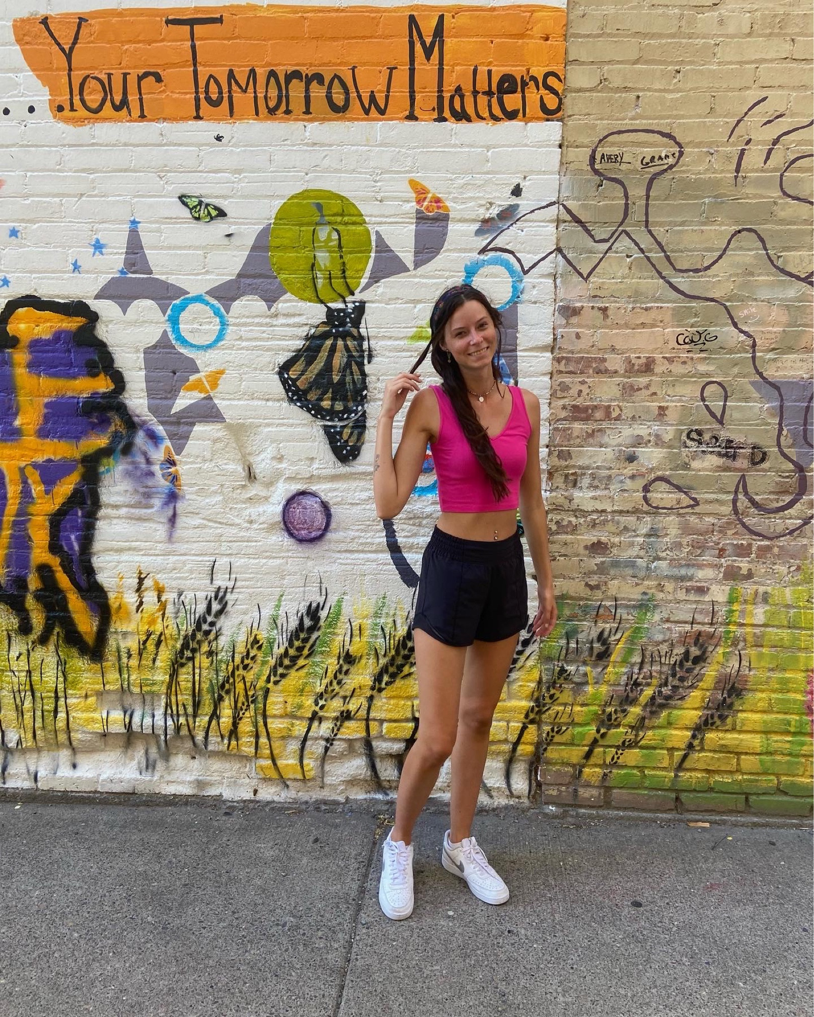 Casual outfit inspo, summer wear, summer outfits, summer fashion, fashion inspo, LULULEMON outfit inspo, black hotty hot 4’ lined shorts

#LTKbeauty #LTKitbag #LTKstyletip