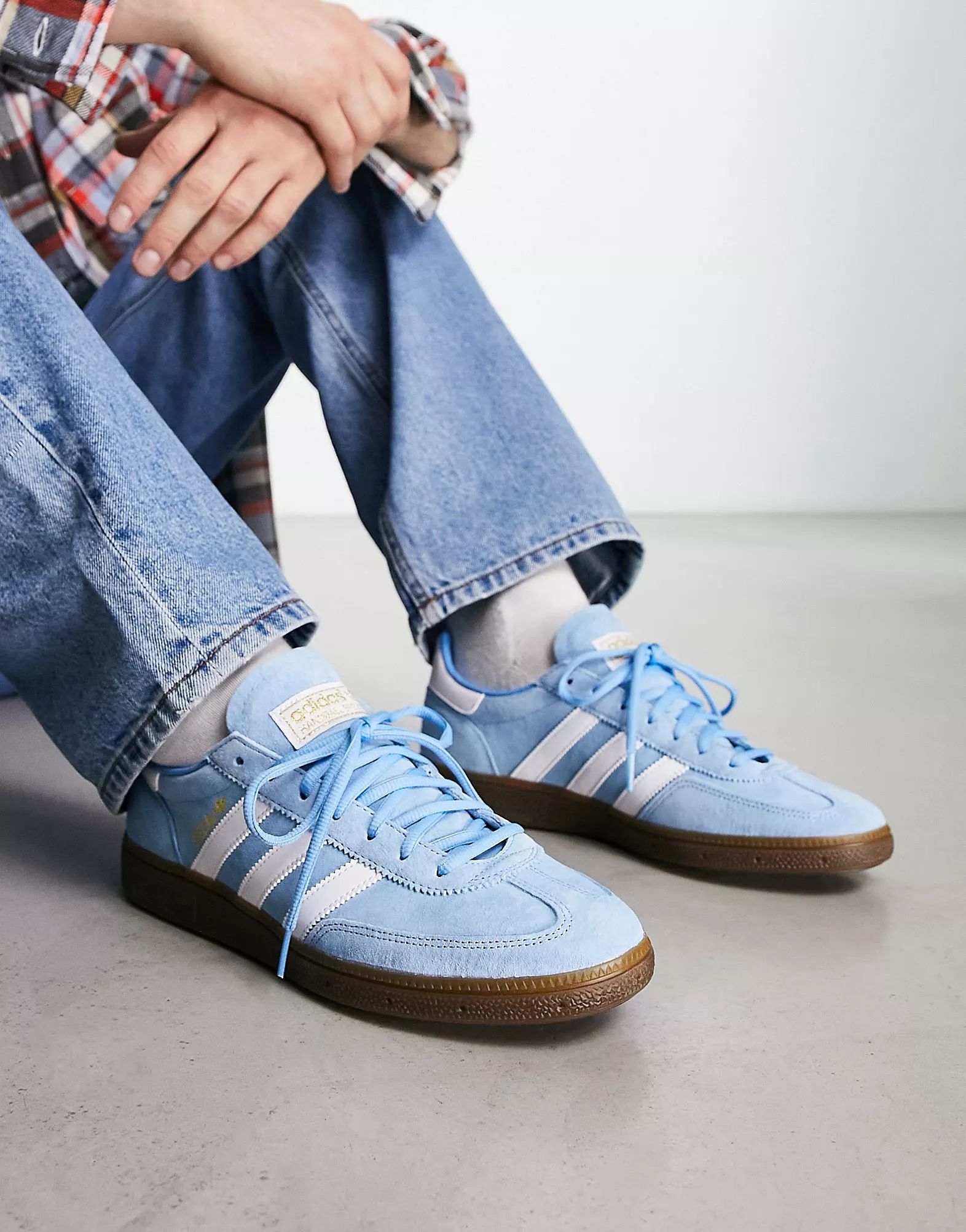 adidas Originals Handball Spezial gum sole trainers in light blue  | ASOS | ASOS (Global)