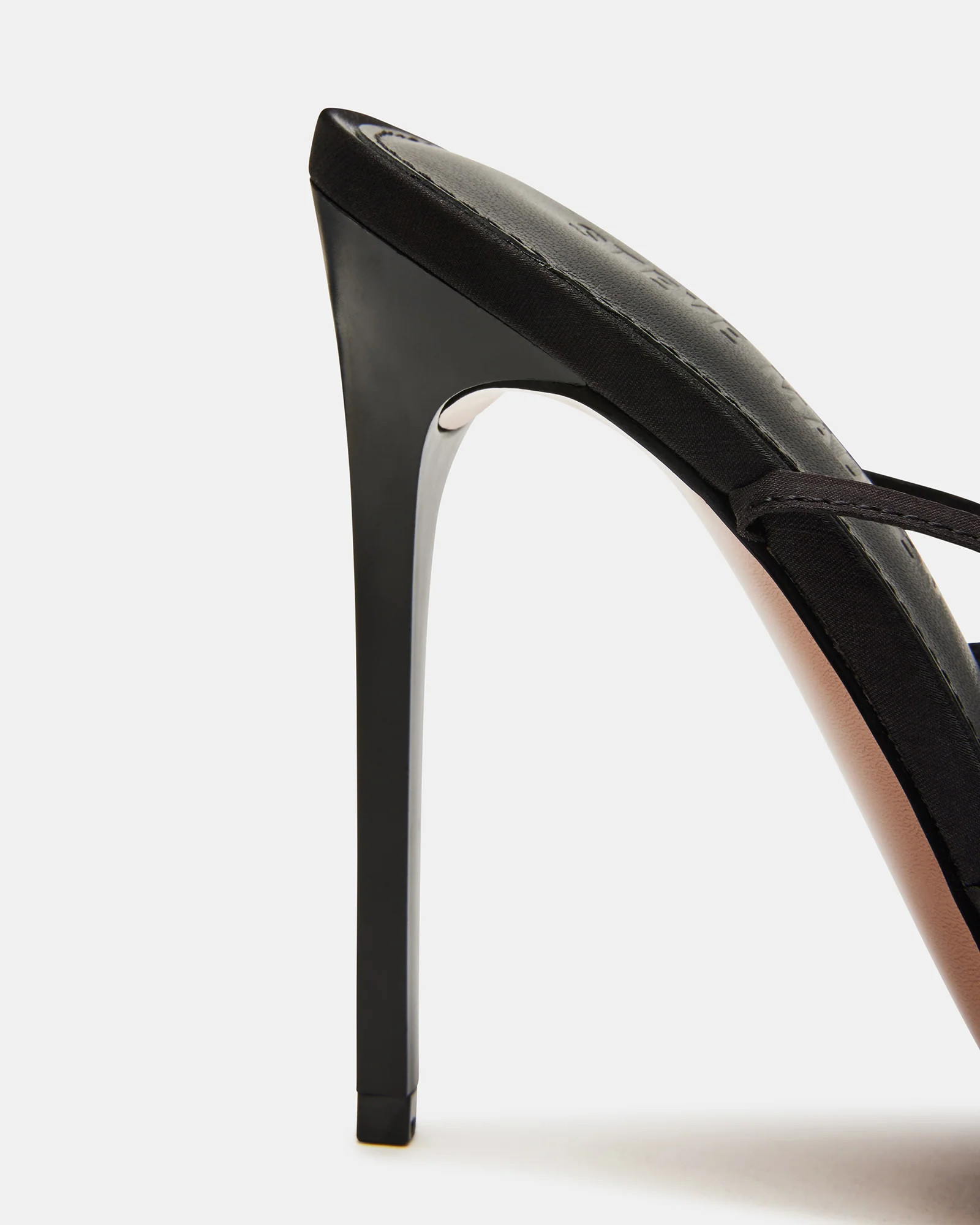 Sarabell Black | Steve Madden (US)