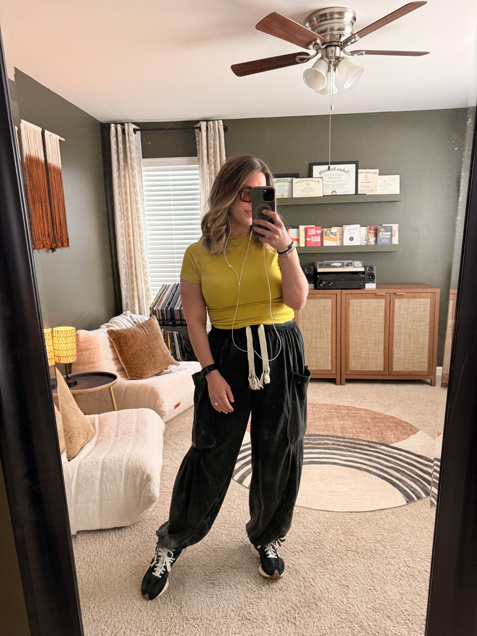 Casual outfit
Spring outfit
Mustard yellow
Chartreuse 
Jogger pants
Wide leg pants
Comfy pants
Comfy outfit 

#LTKMidsize #LTKSaleAlert #LTKootd