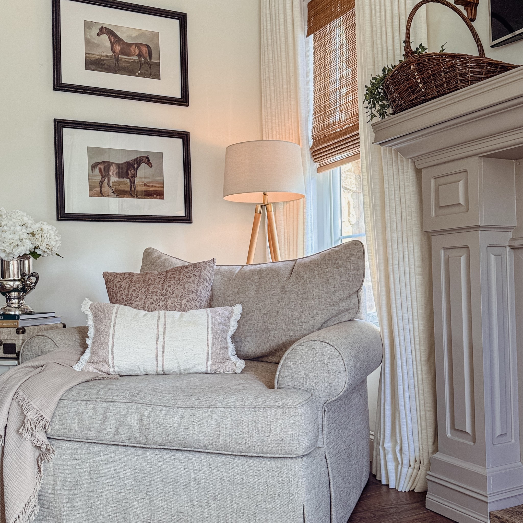 Equestrian prints 🐎

#LTKSeasonal #LTKHome #LTKOver40