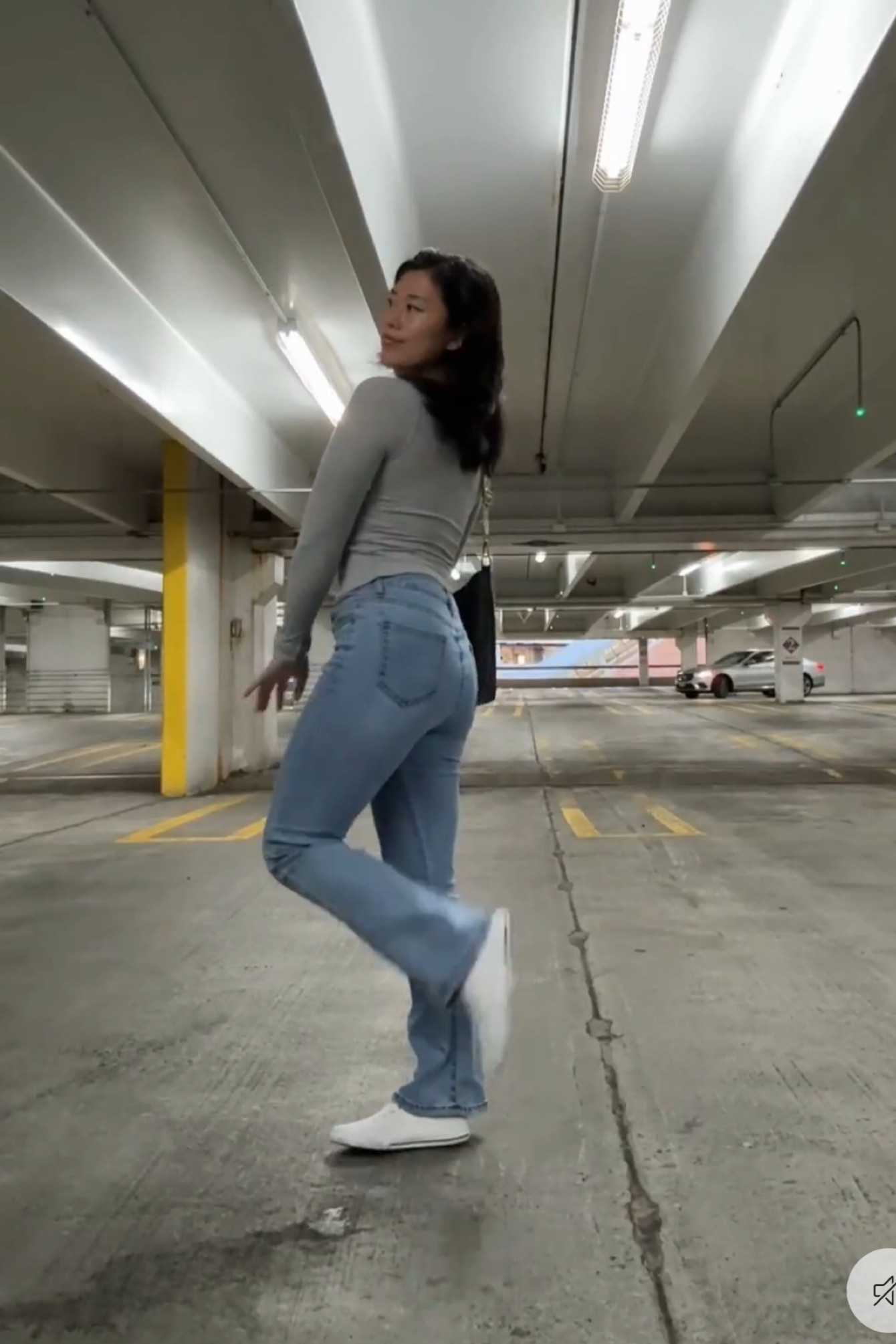 Classic chic ootd, cute outfit, simple style, grey boatneck long sleeve Brami, jeans, white sneakers, basketball girl style

#LTKStyleTip #LTKSeasonal