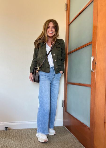I love these wide leg jeans with the frayed hem and are some of my favorites this Spring! They’re a little stretchy. I wear size 25. I added a cropped army green lightweight jacket and my crossbody bag to complete the look.
#onthegolook #springoutfit #capsulewardrobe #womenover50

#LTKSeasonal #LTKOver40 #LTKStyleTip