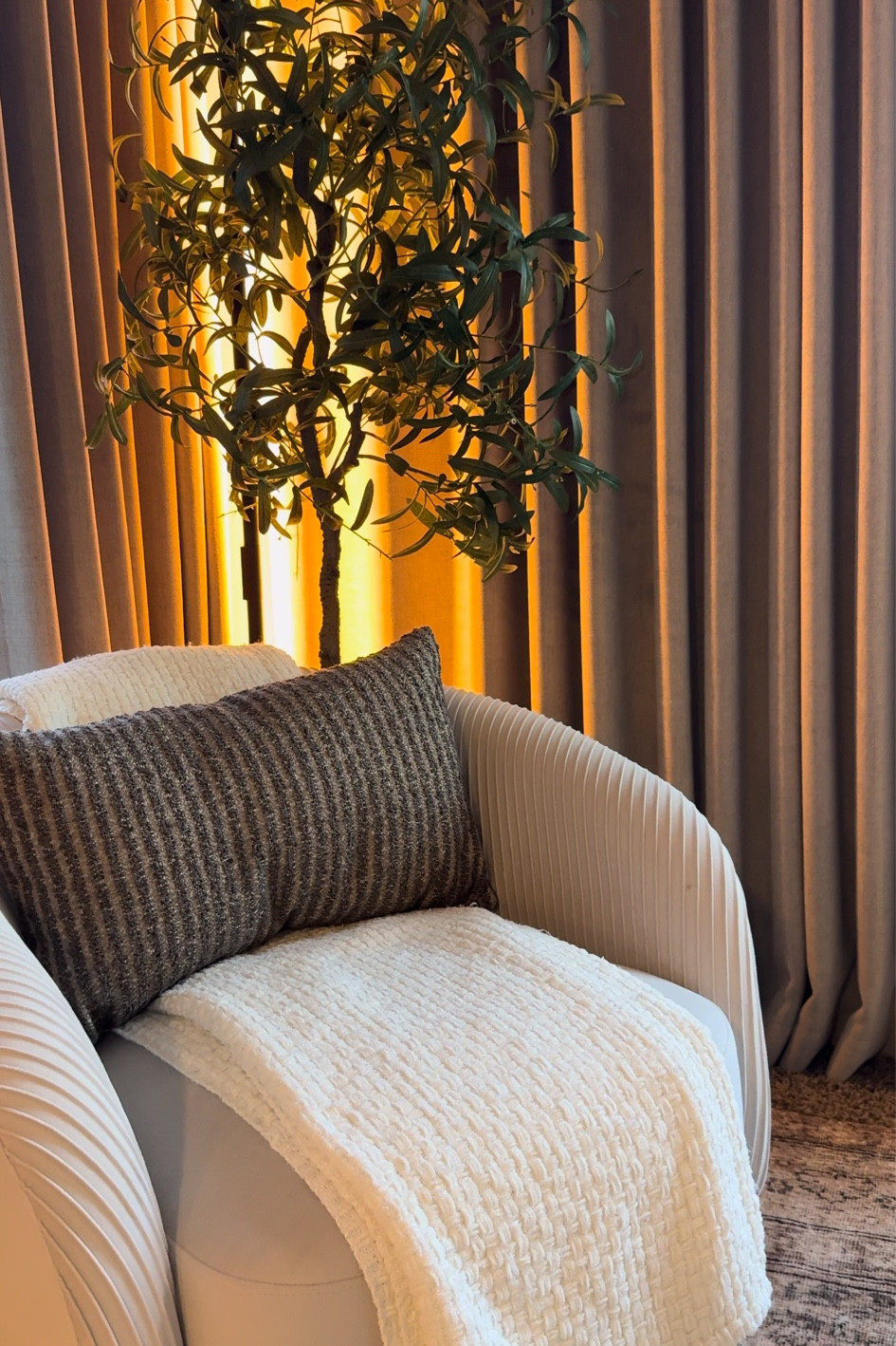 Curtains & chair details 🤎🤍✨  I got the curtains in the color "Linen" #livingroom #livingroomdecor #livingroomideas

#LTKHome