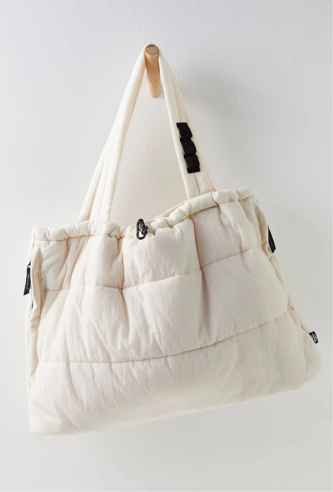 Loving the quilted bag trend and LOVE this color. 

#LTKOver40