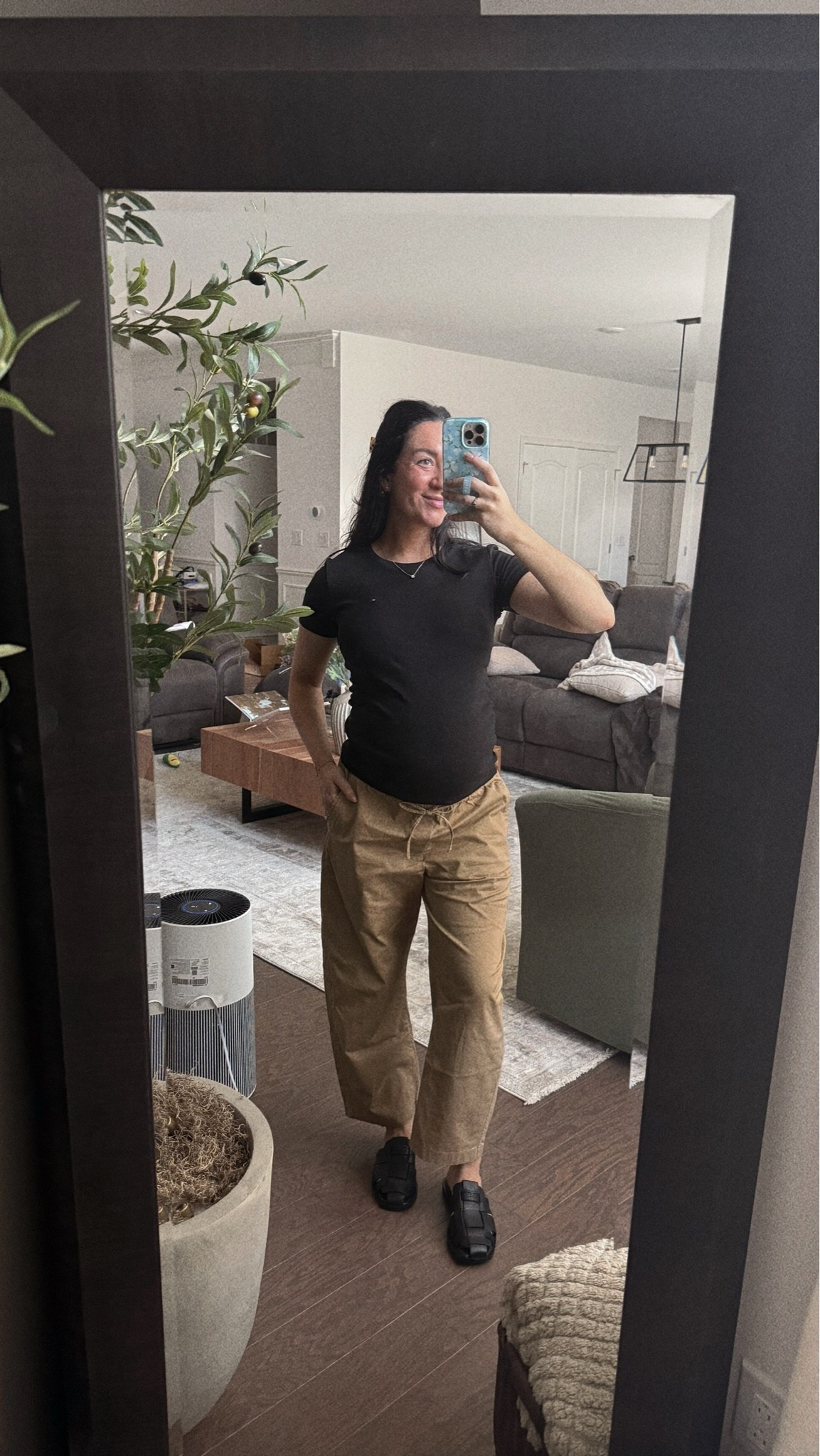 XS top (had this pre pregnancy)
Medium petite pants (sized up 2 sizes for pregnancy)

#LTKBump #LTKootd