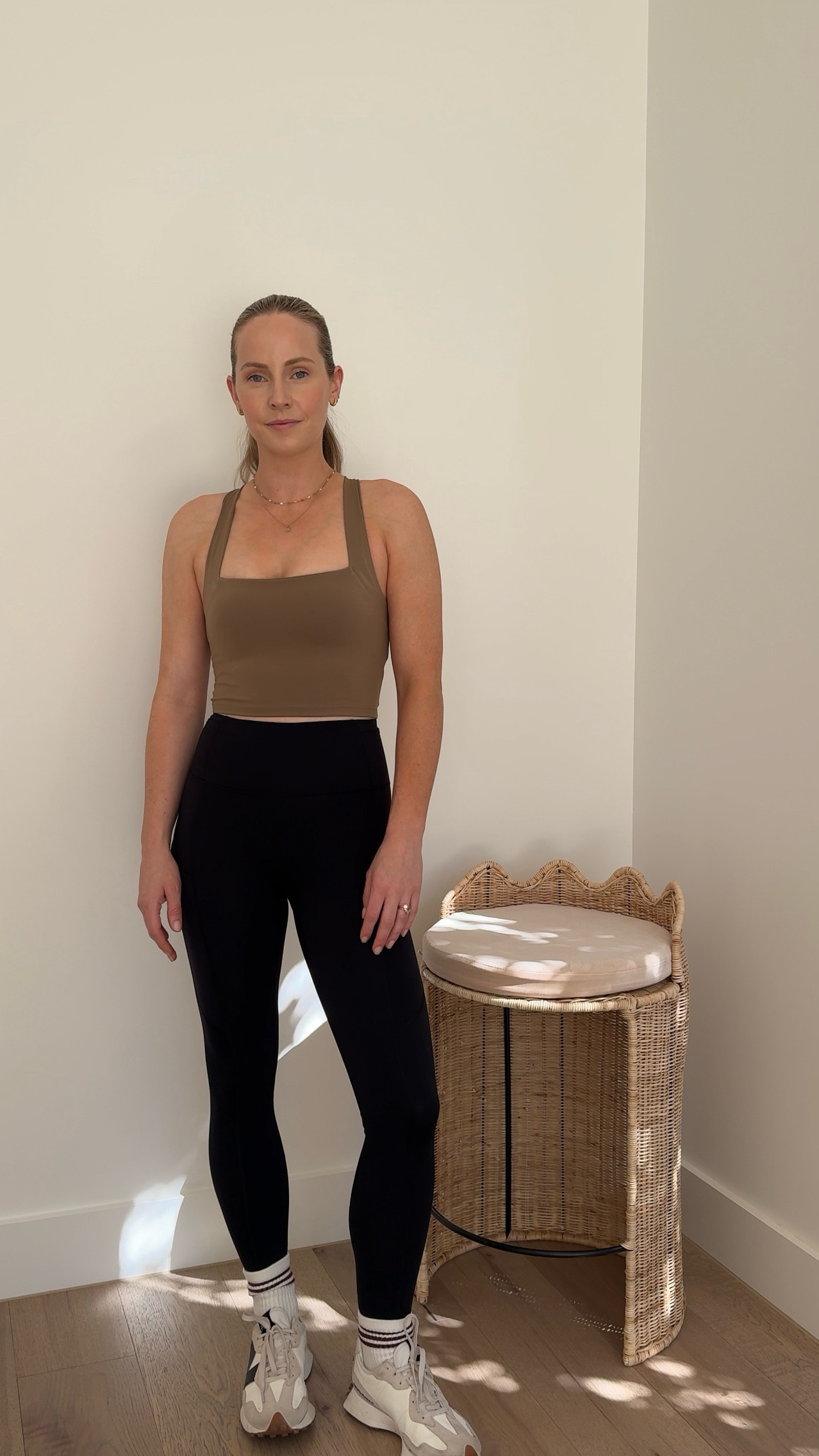 Finally, a buttery, supportive legging with pockets for AirPods, phone and keys 🤩 wearing size medium in both  

#LTKfitness #LTKaustralia