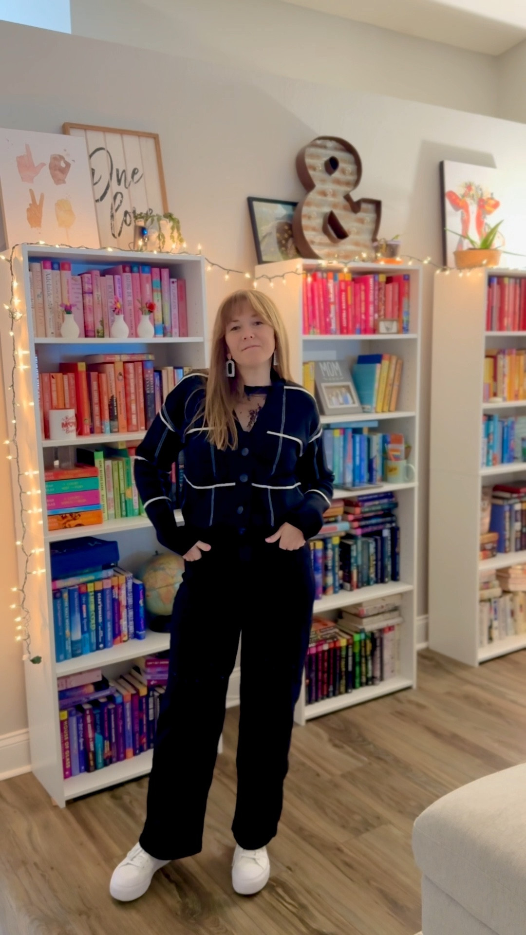 Simple outfitting the day. Black pants, any top, contrasting shoe. Playing with texture and layers!

#LTKootd #LTKMidsize #LTKdayinmylife