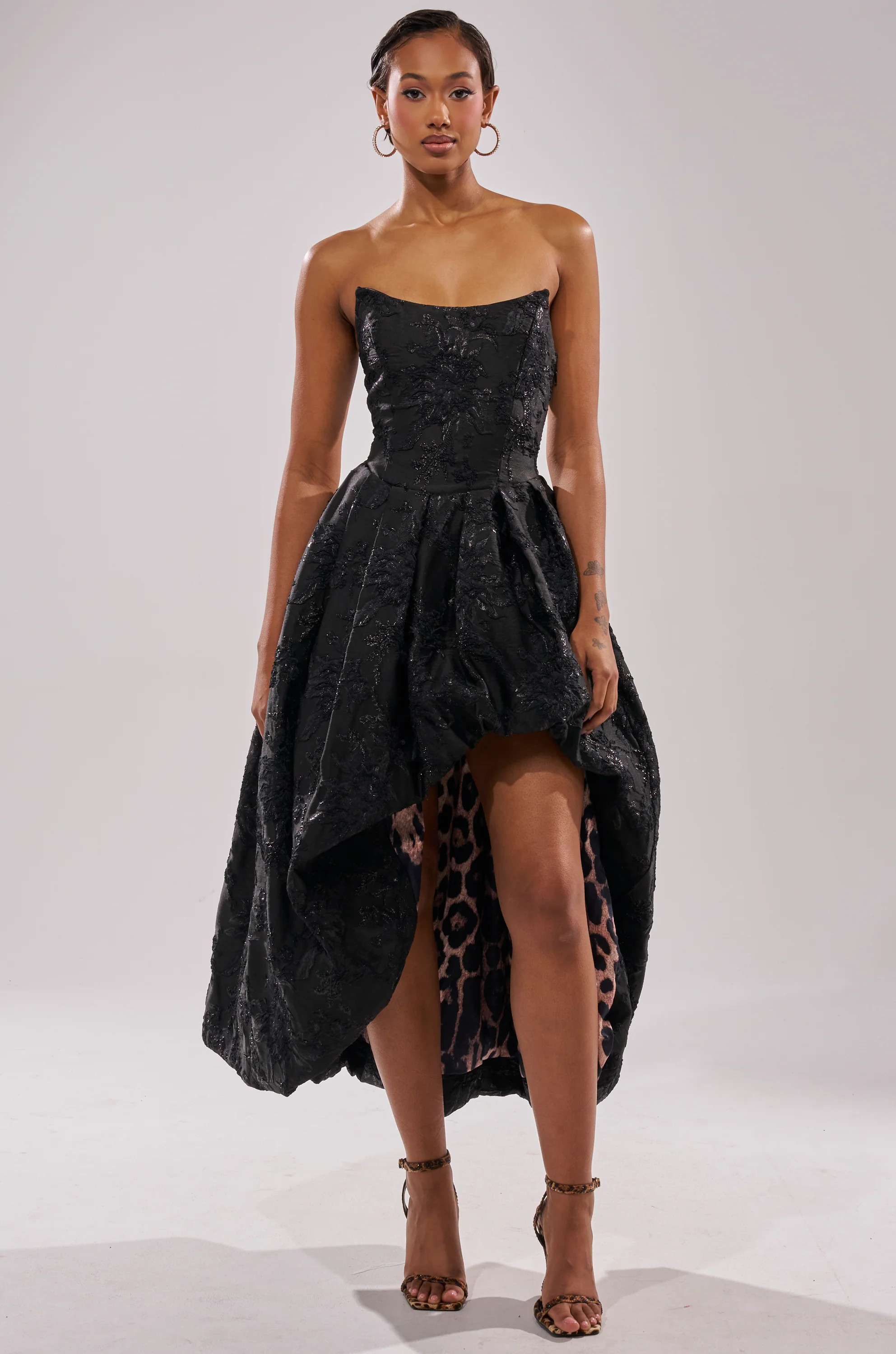 WILD THANG PRINTED HI LOW DRESS | AKIRA