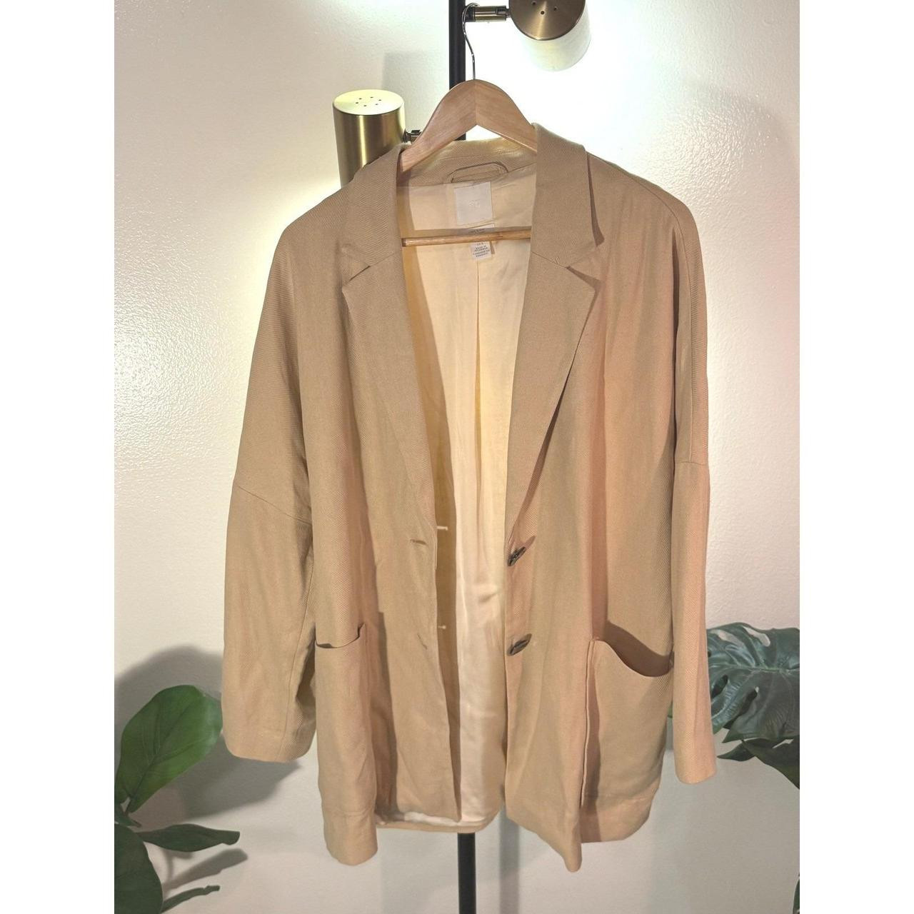 H & M Women's Tailored jacket - Tan - L | Depop US