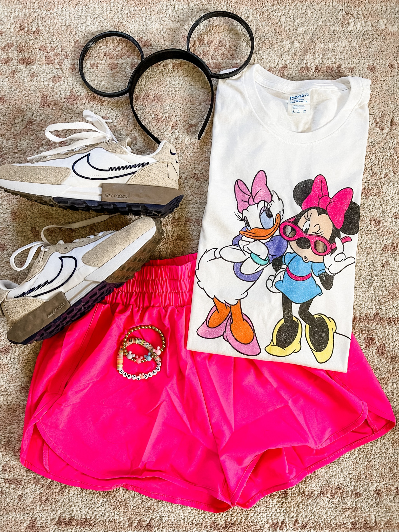 Disney outfit! Minnie and Daisy Duck shirt, lululemon shorts, nike waffle sneakers, mickey ears


#LTKunder100 #LTKstyletip #LTKtravel
