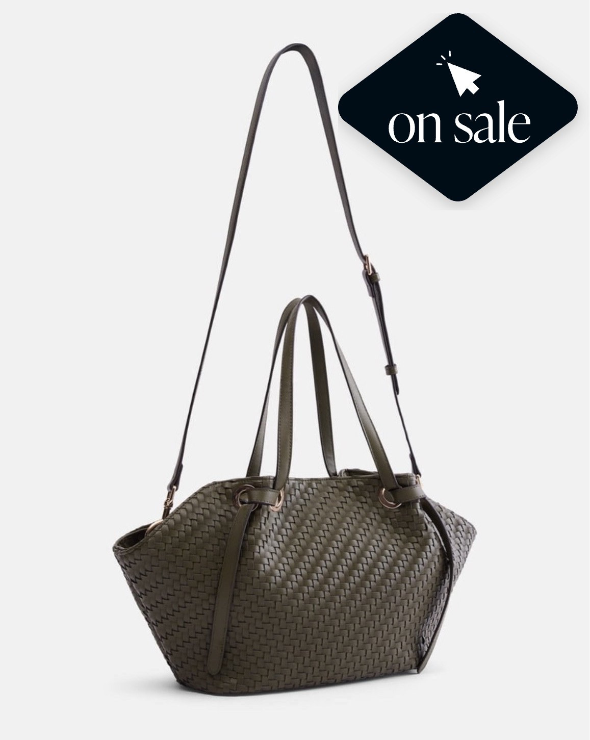 The perfect everyday bag!! 😍🤎 Love the woven detail, and it’s on sale right now!