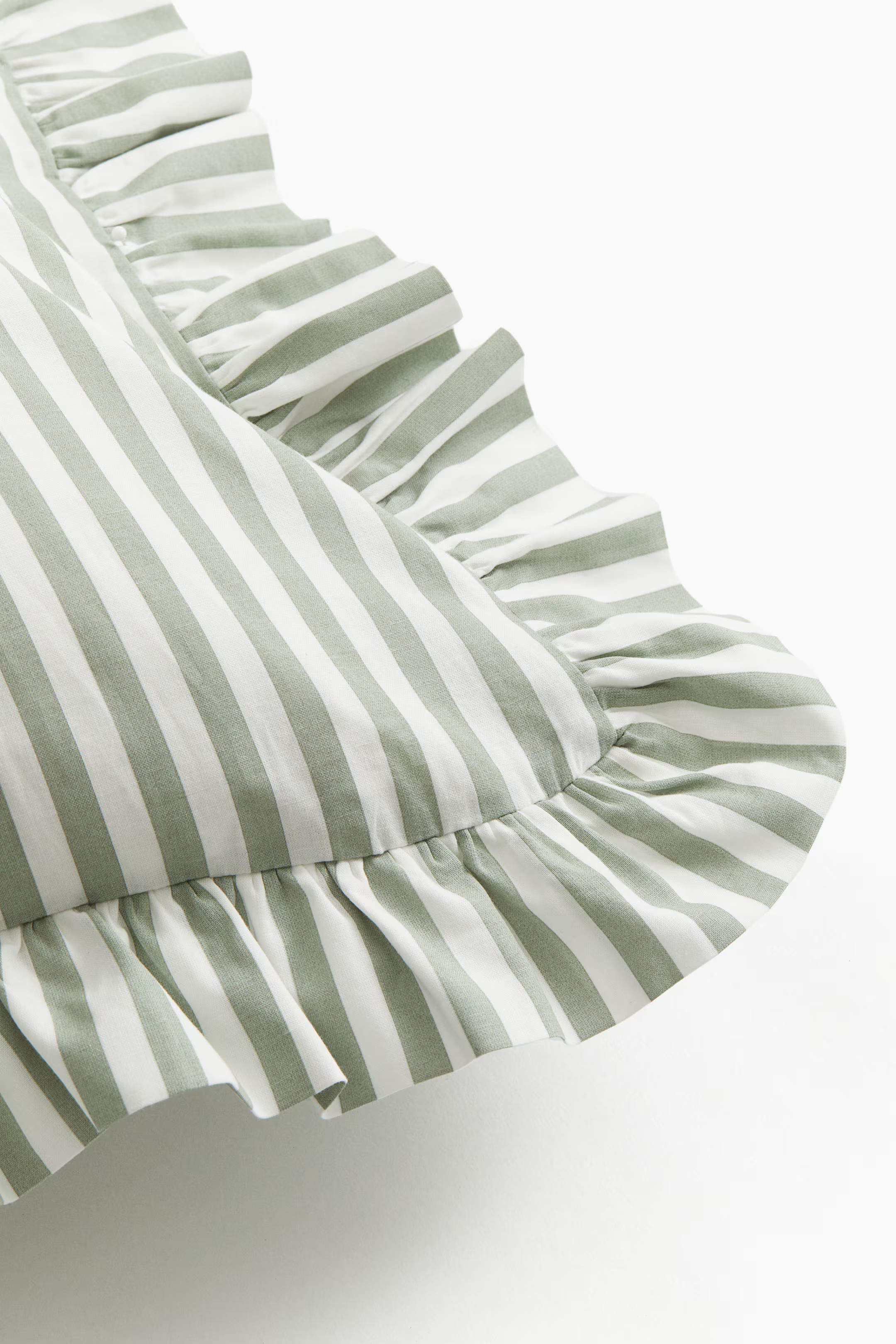 Frill-trimmed cotton cushion cover | H&M (US + CA)