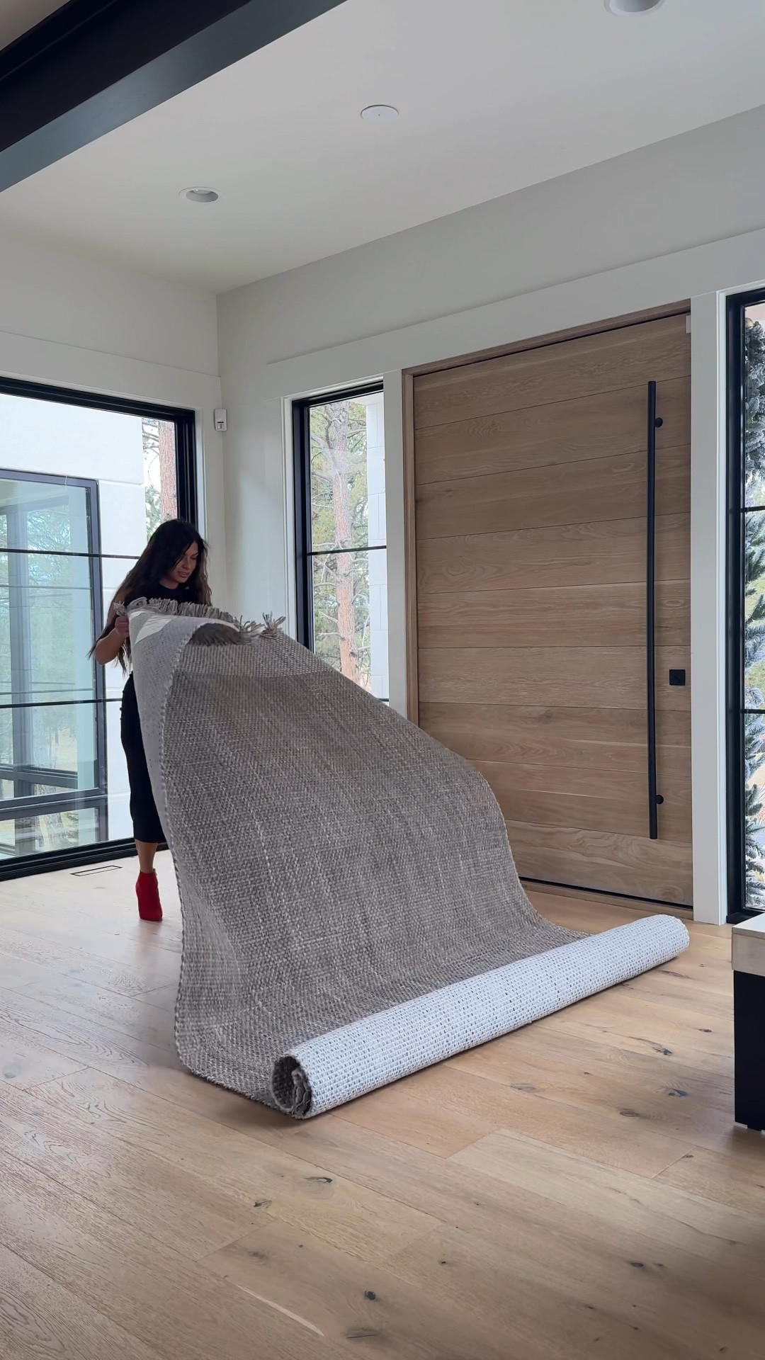 My entry/foyer decor. This has been my favorite entry rug. This would make a great runner too. A lot of the decor is from last season. Linking similar items. Super easy to recreate. 

#LTKStyleTip #LTKHome #LTKSaleAlert